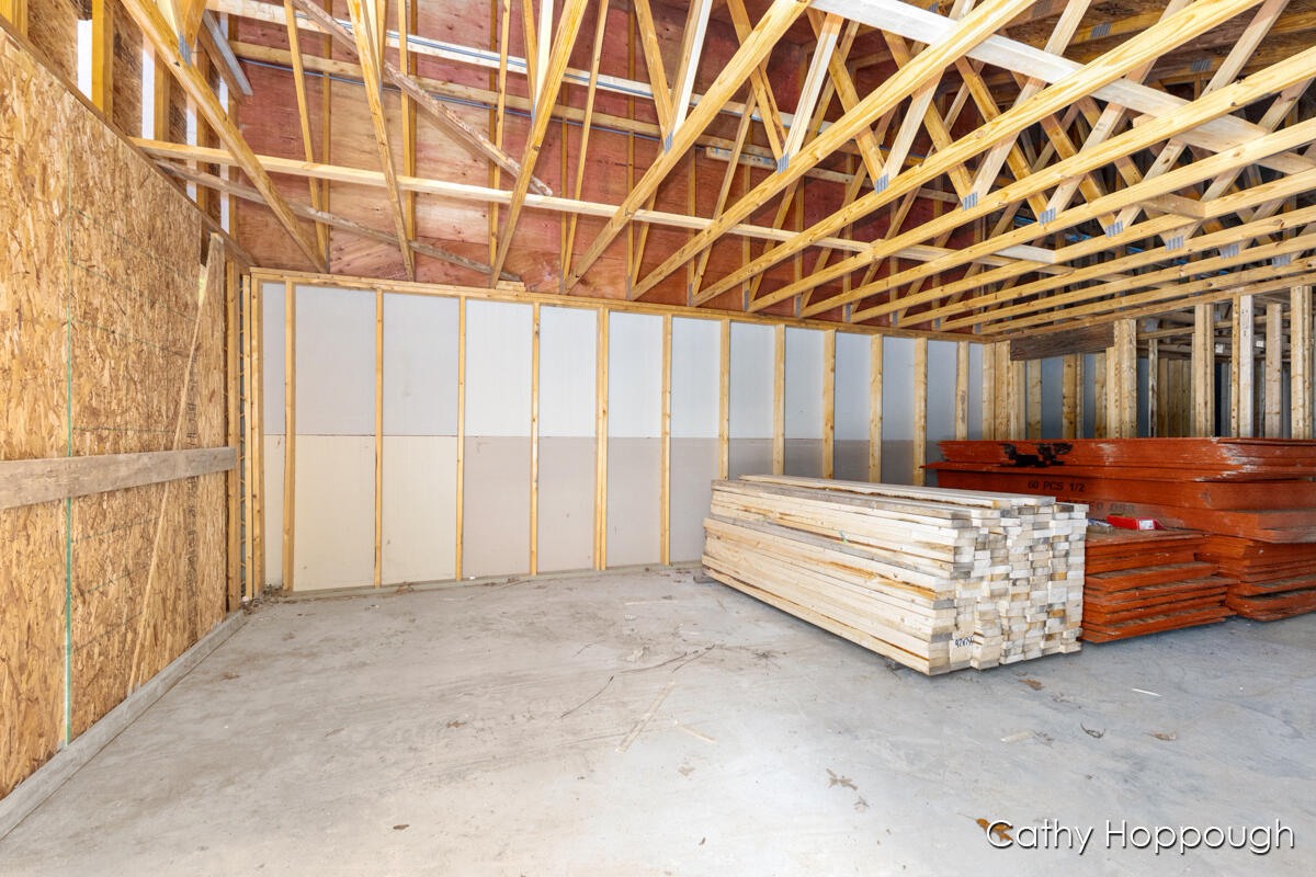533 E Washington Street A,b Property Photo 7