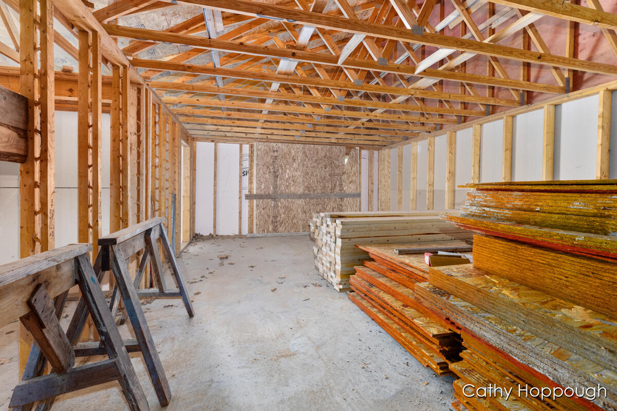 533 E Washington Street A,b Property Photo 16