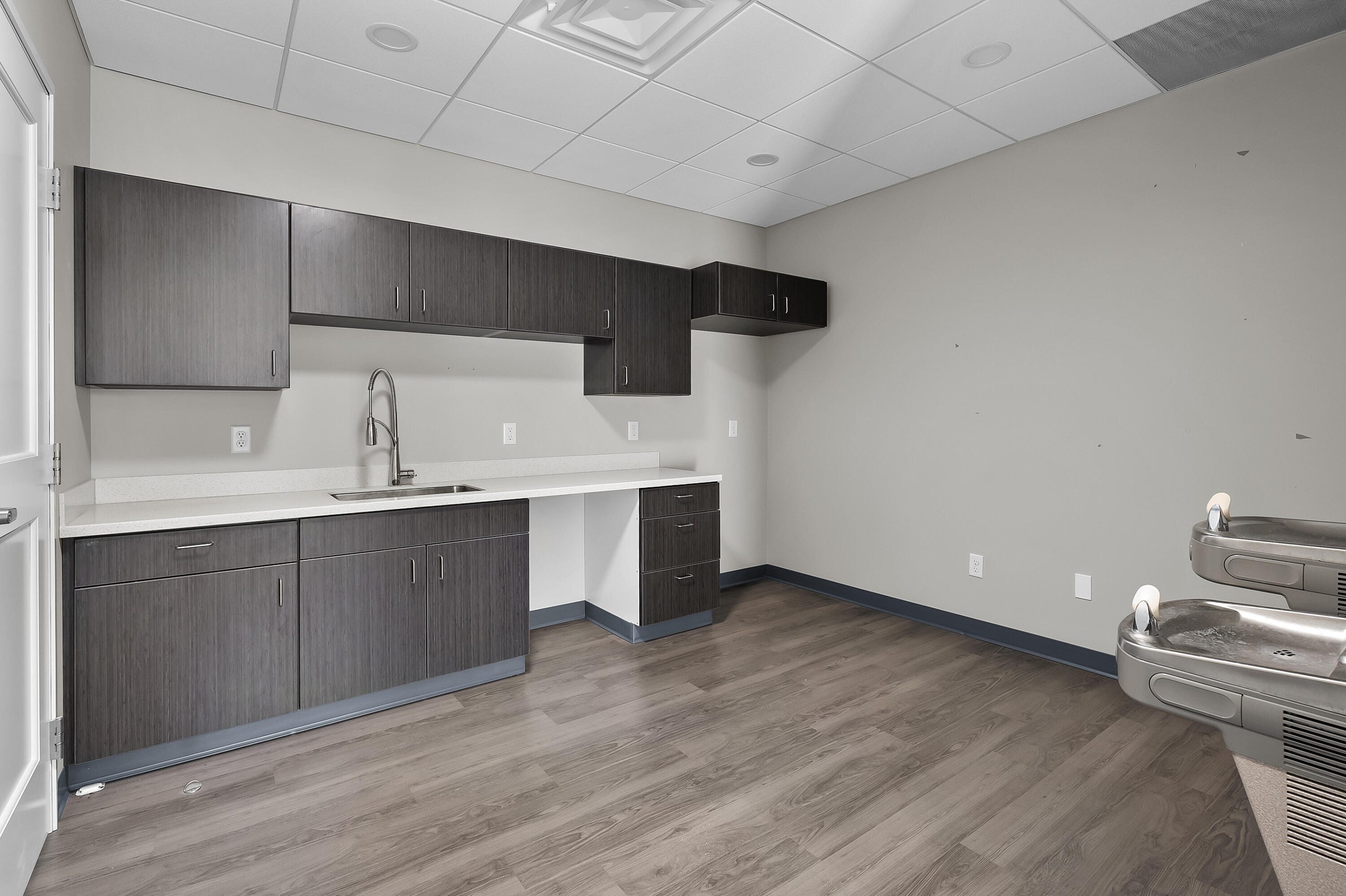 8083 Vineyard Parkway Property Photo 14