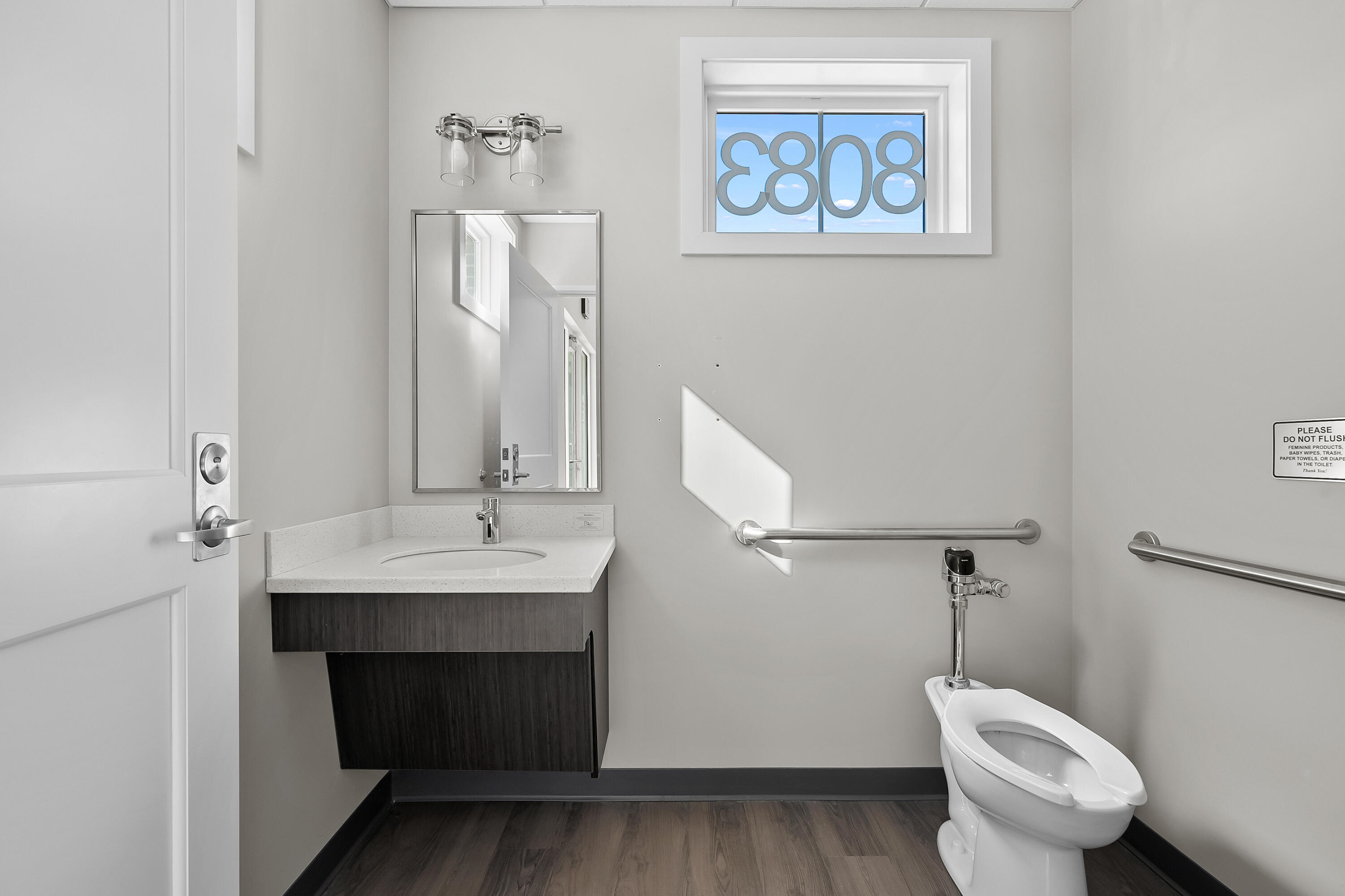 8083 Vineyard Parkway Property Photo 19