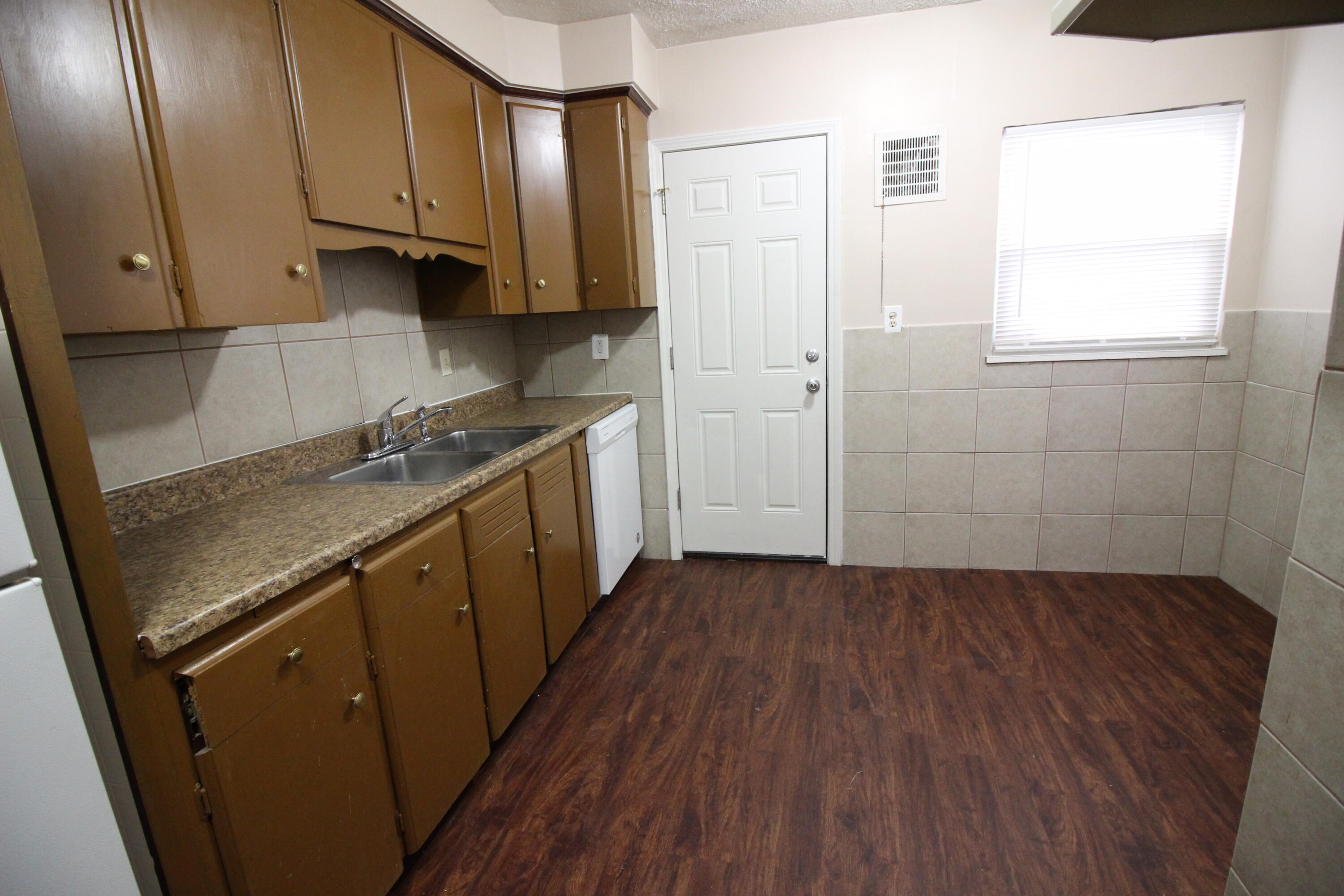 1681 Lafayette Boulevard Property Photo 13