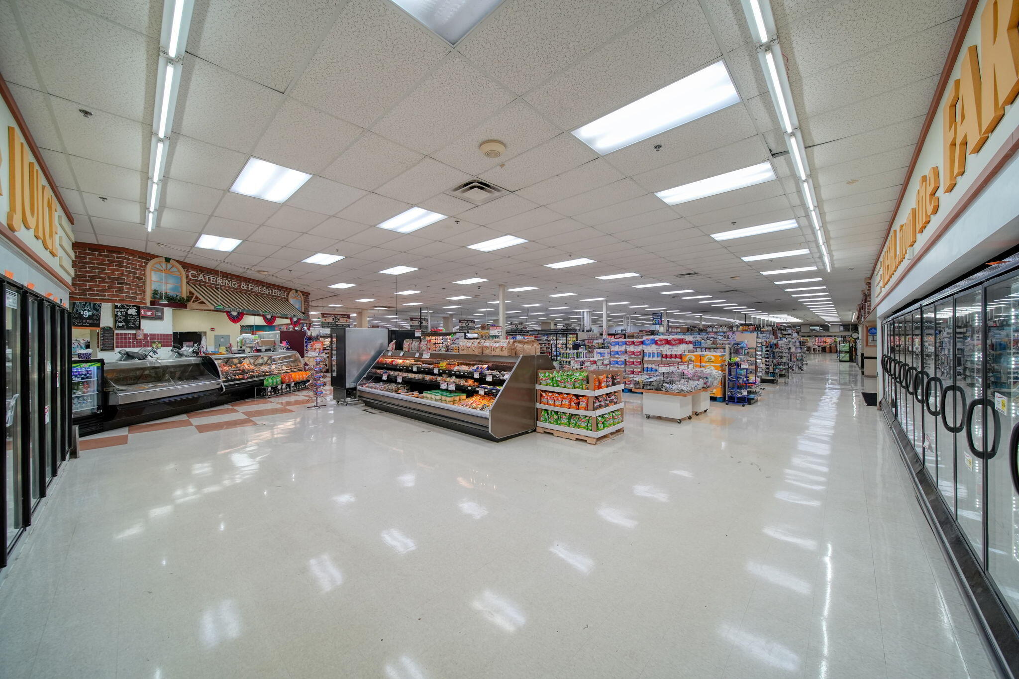 325 Railroad Street Property Photo 44