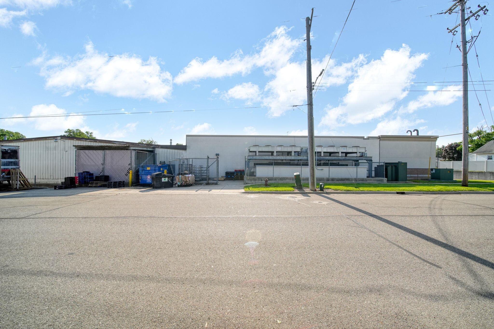325 Railroad Street Property Photo 130