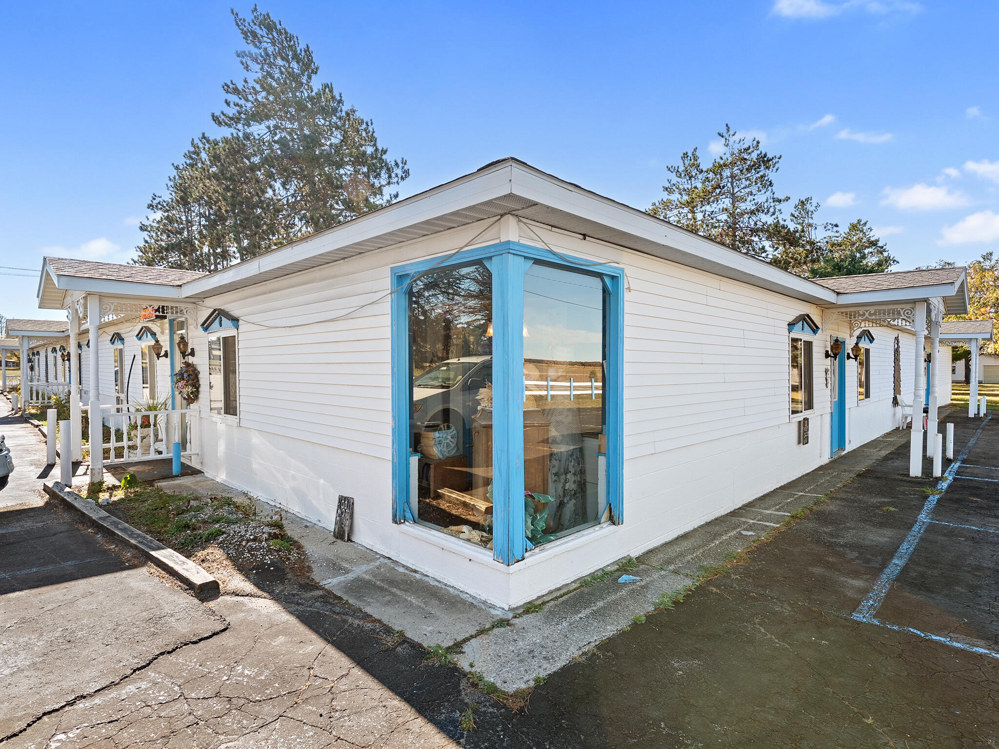 1024 I-75 Business Property Photo 4