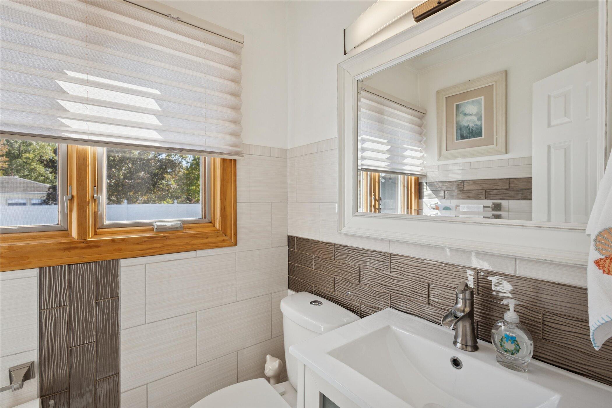 1407 Shore Drive Property Photo 20