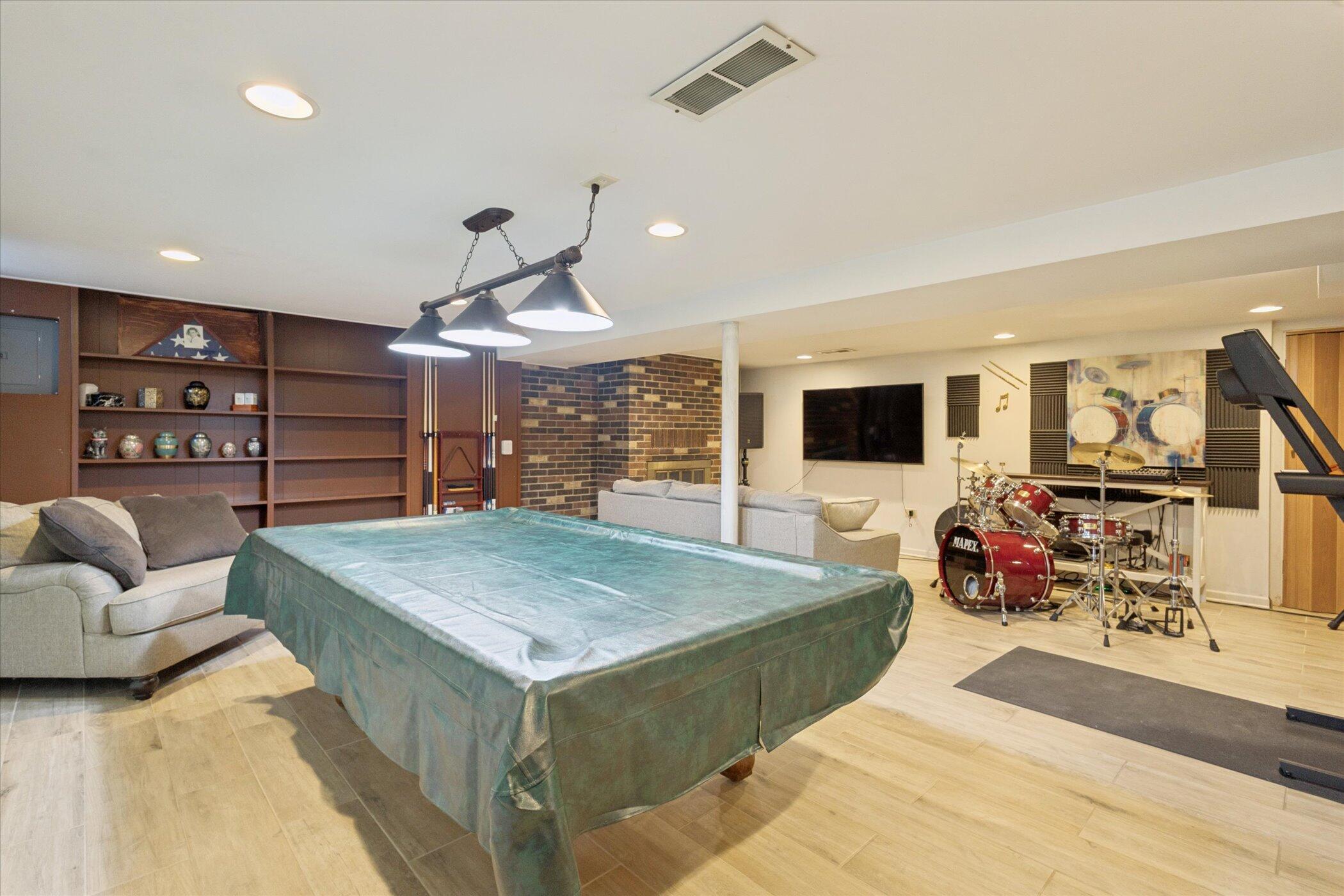 1407 Shore Drive Property Photo 24