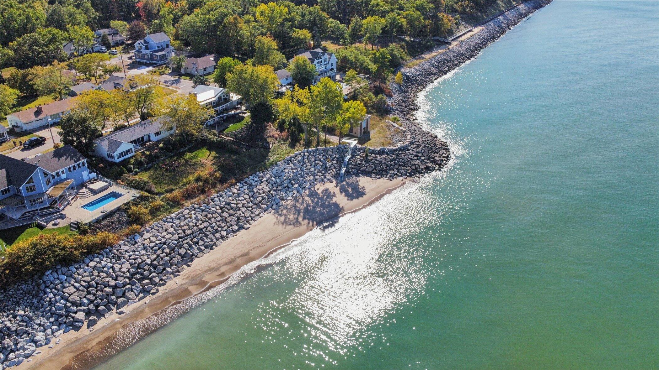1407 Shore Drive Property Photo 39