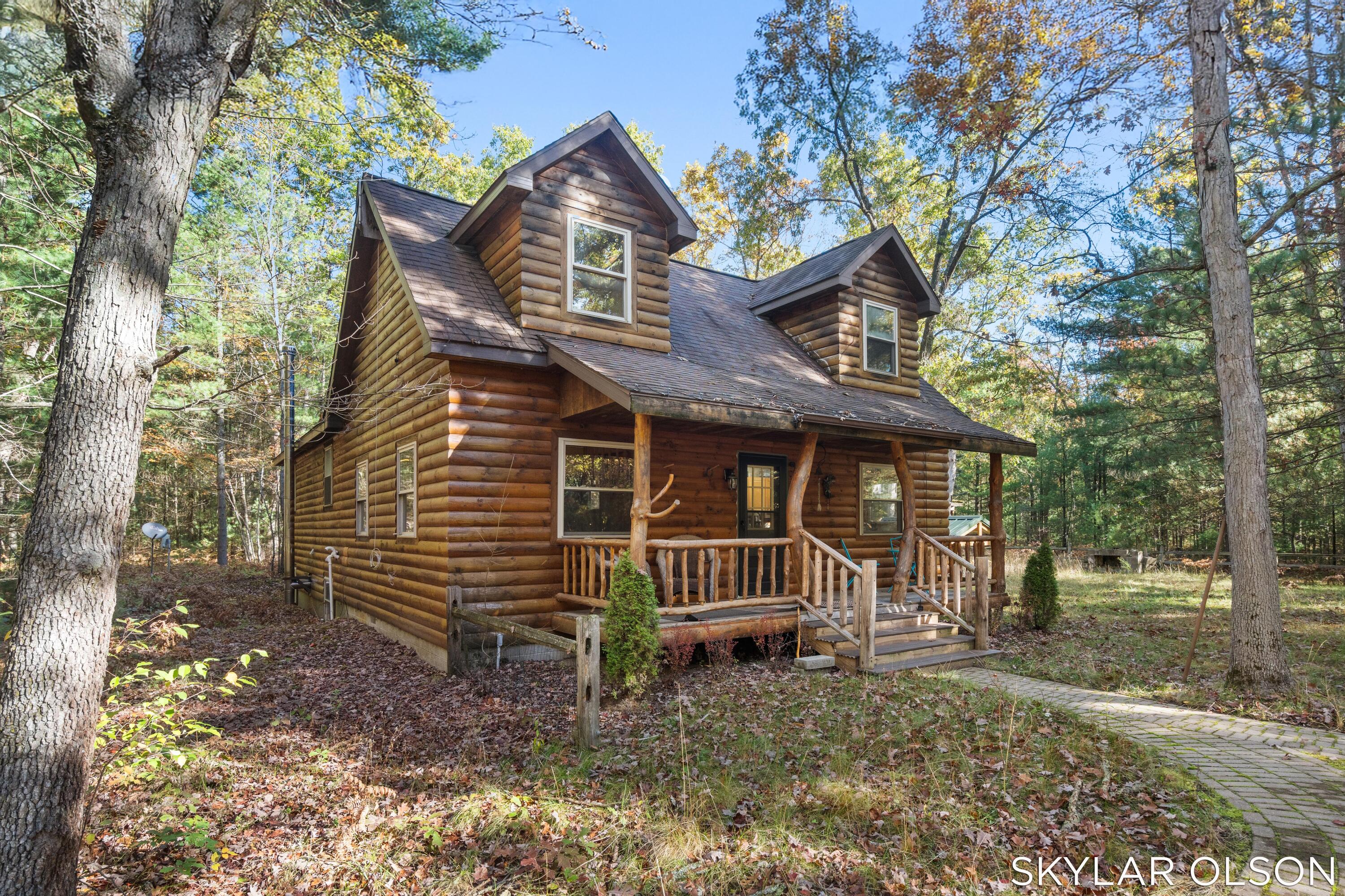 10711 N Tuttle Road Property Photo 3