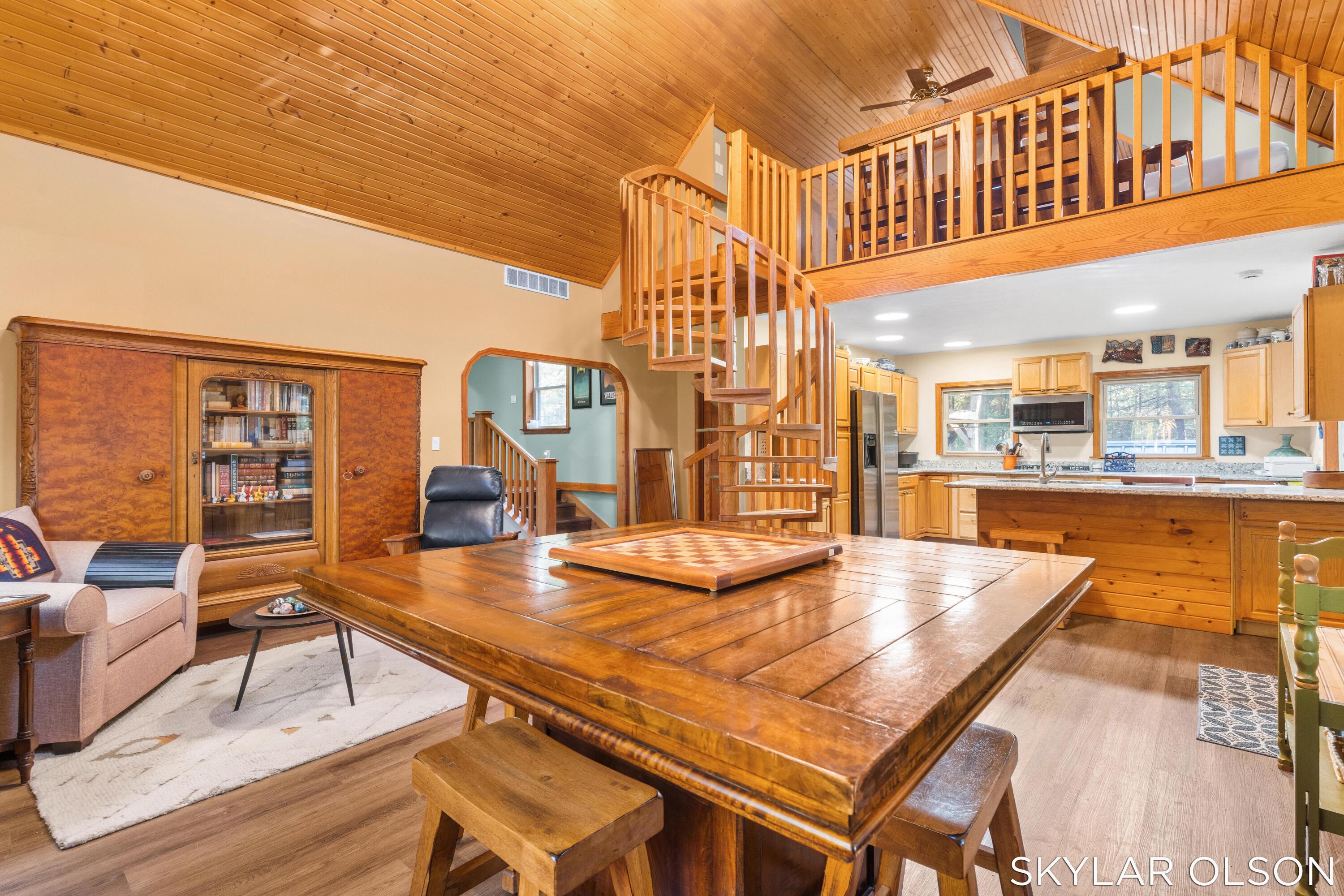 10711 N Tuttle Road Property Photo 11