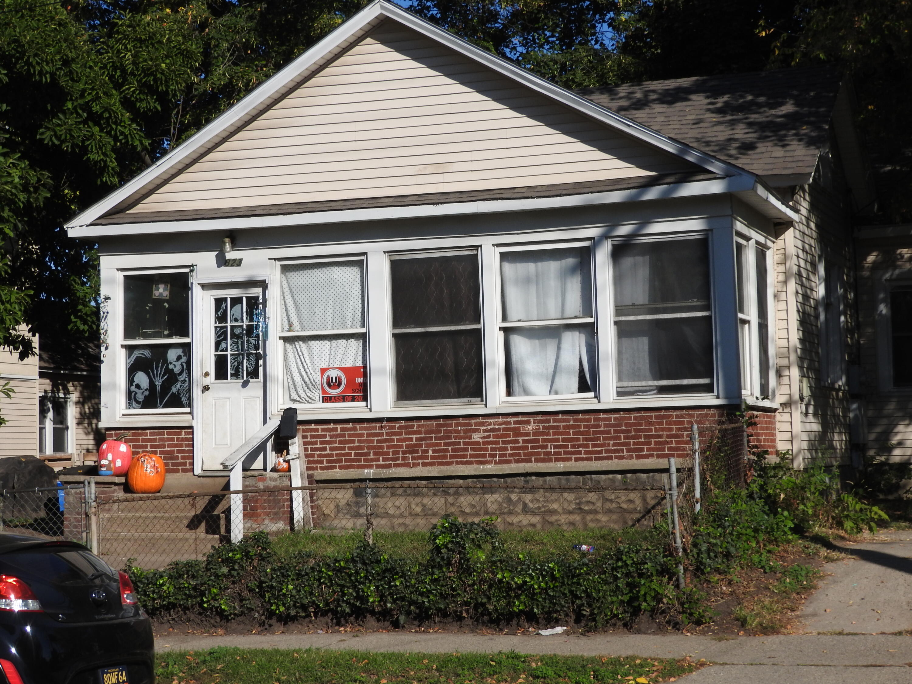 823 W Fulton Street W Property Photo 1