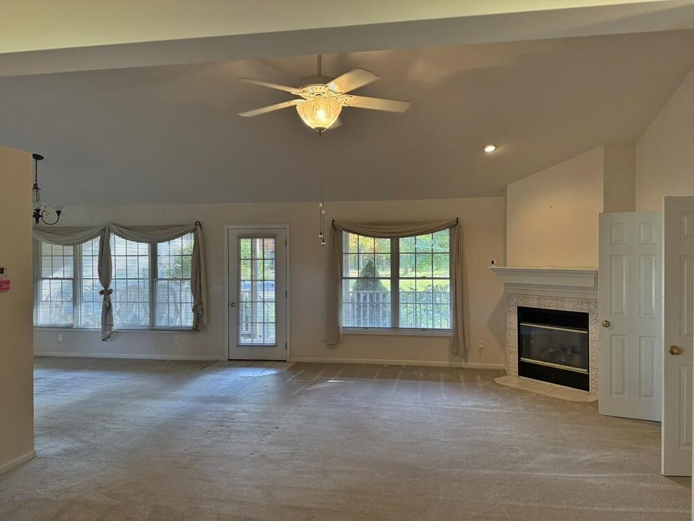 7600 Ryans Run Property Photo 3