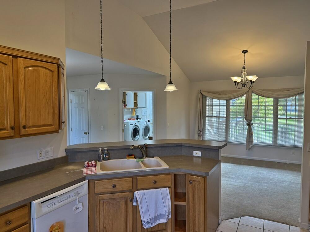 7600 Ryans Run Property Photo 10
