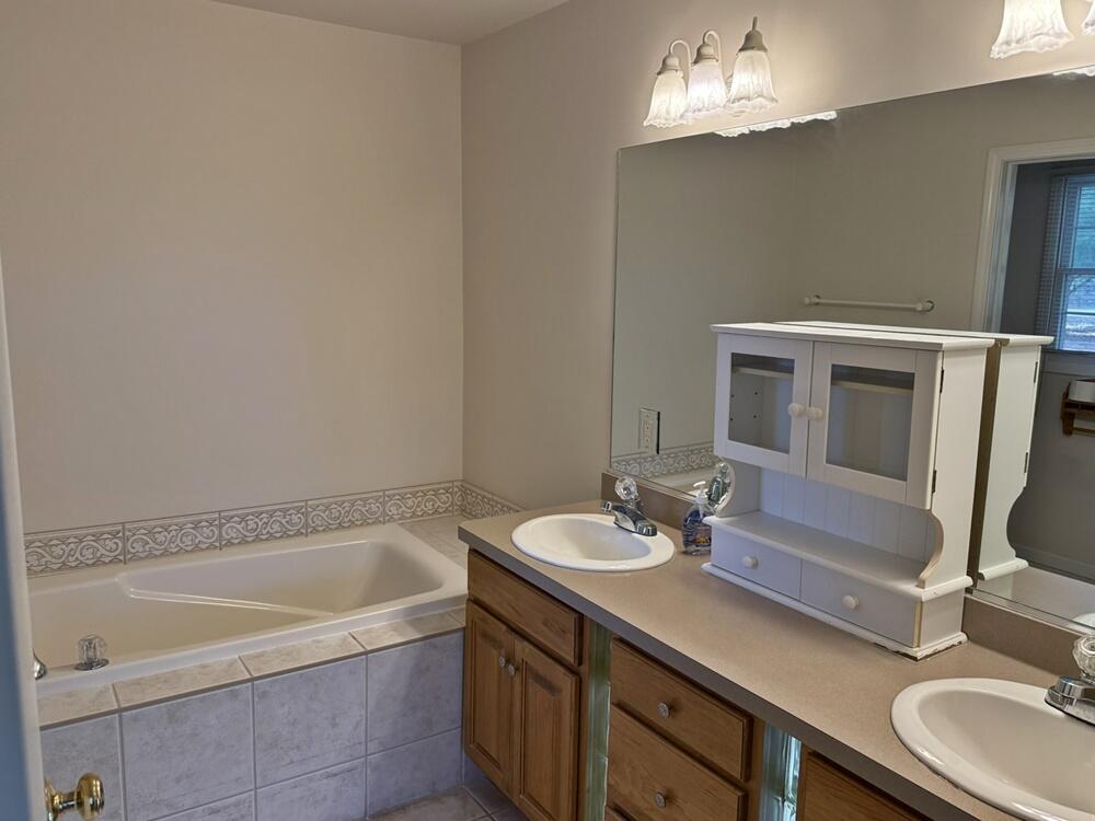 7600 Ryans Run Property Photo 13