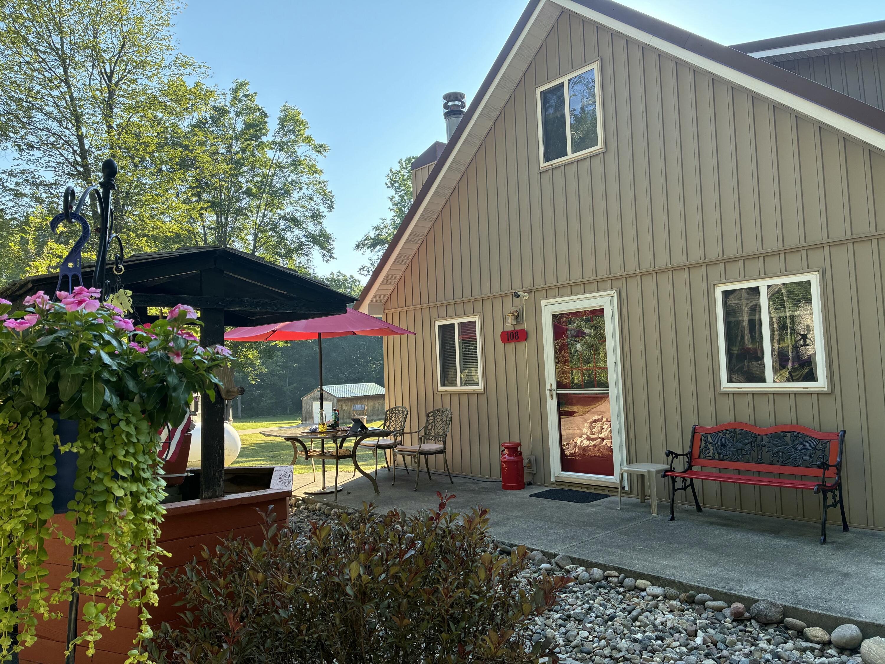 108 Deerwood Court