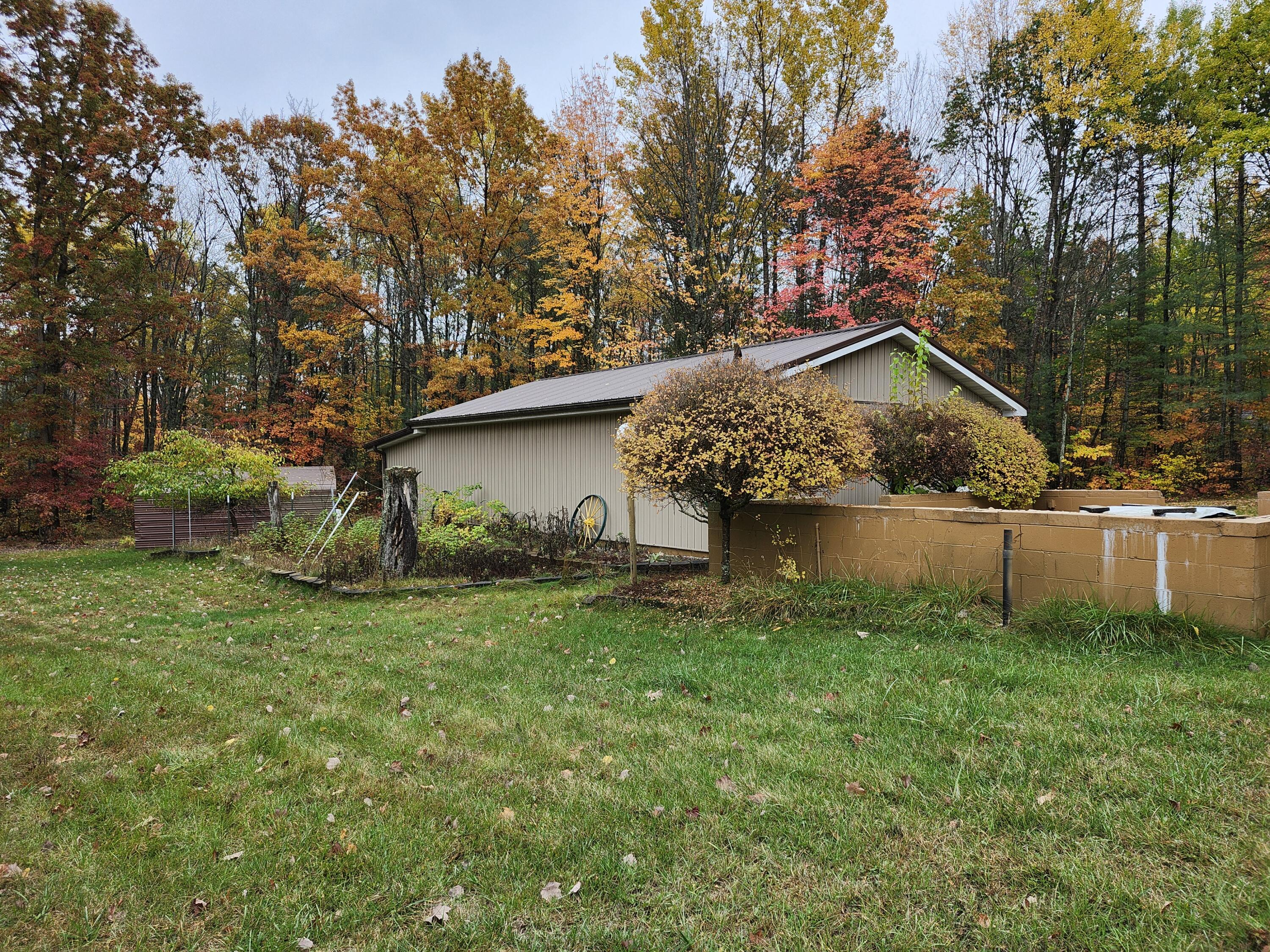 108 Deerwood Court Property Photo 8