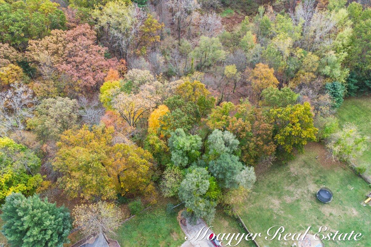 632 Edgewood Drive Property Photo 5