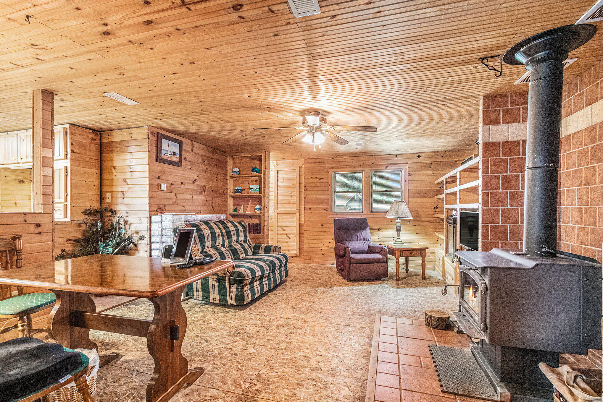 53027 Twin Lakes Road Property Photo 6