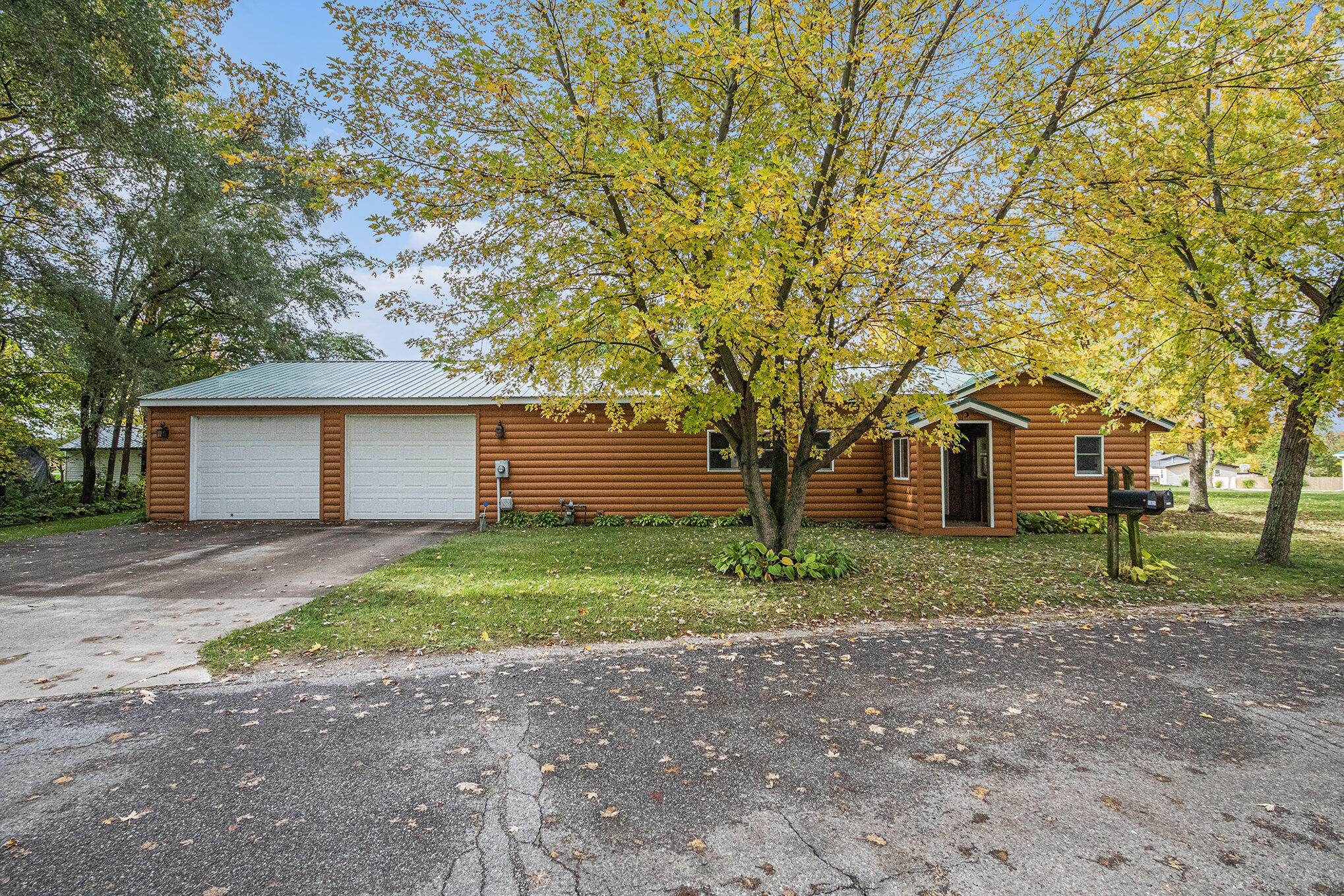 53027 Twin Lakes Road Property Photo 21