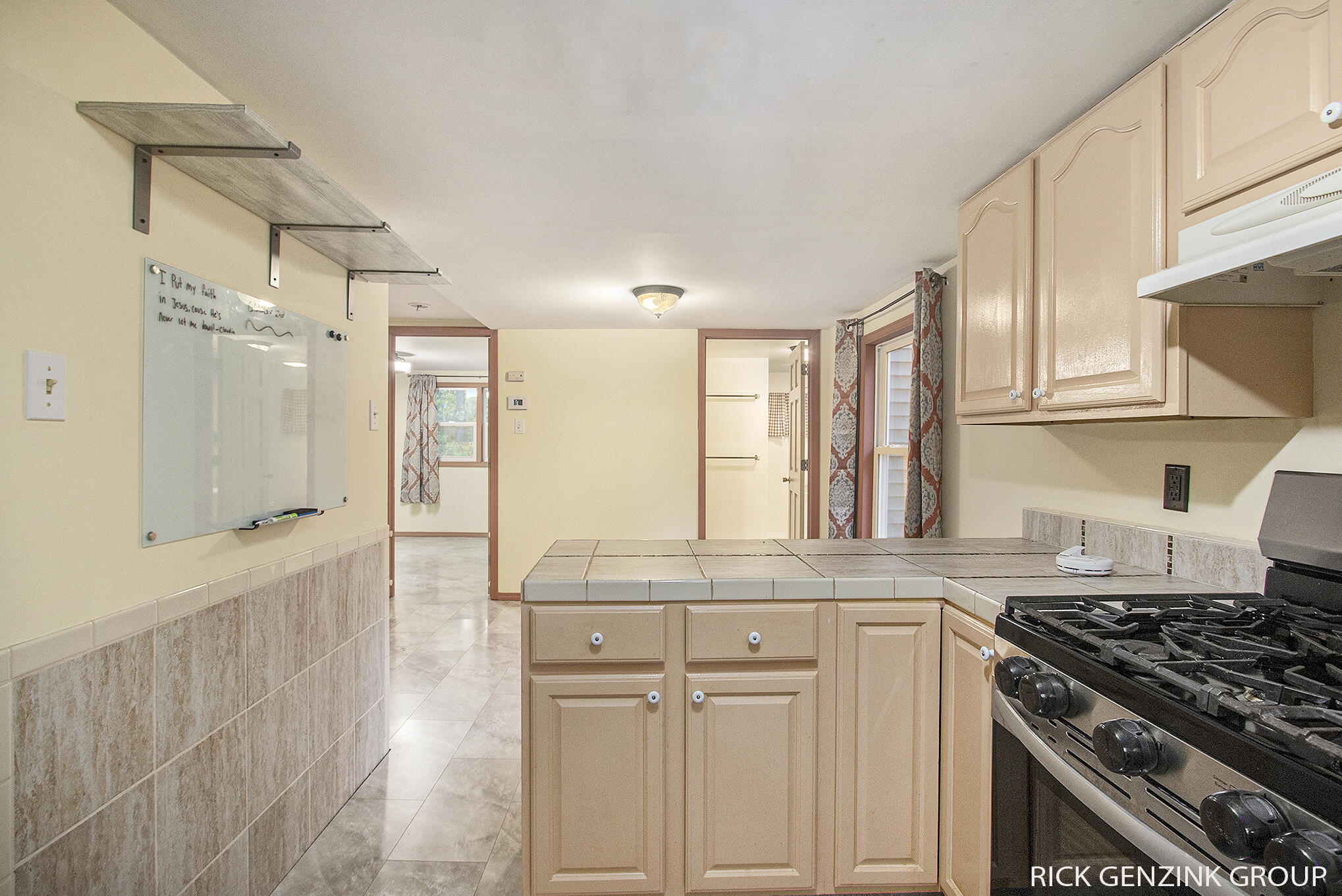 955 54th Street Property Photo 7