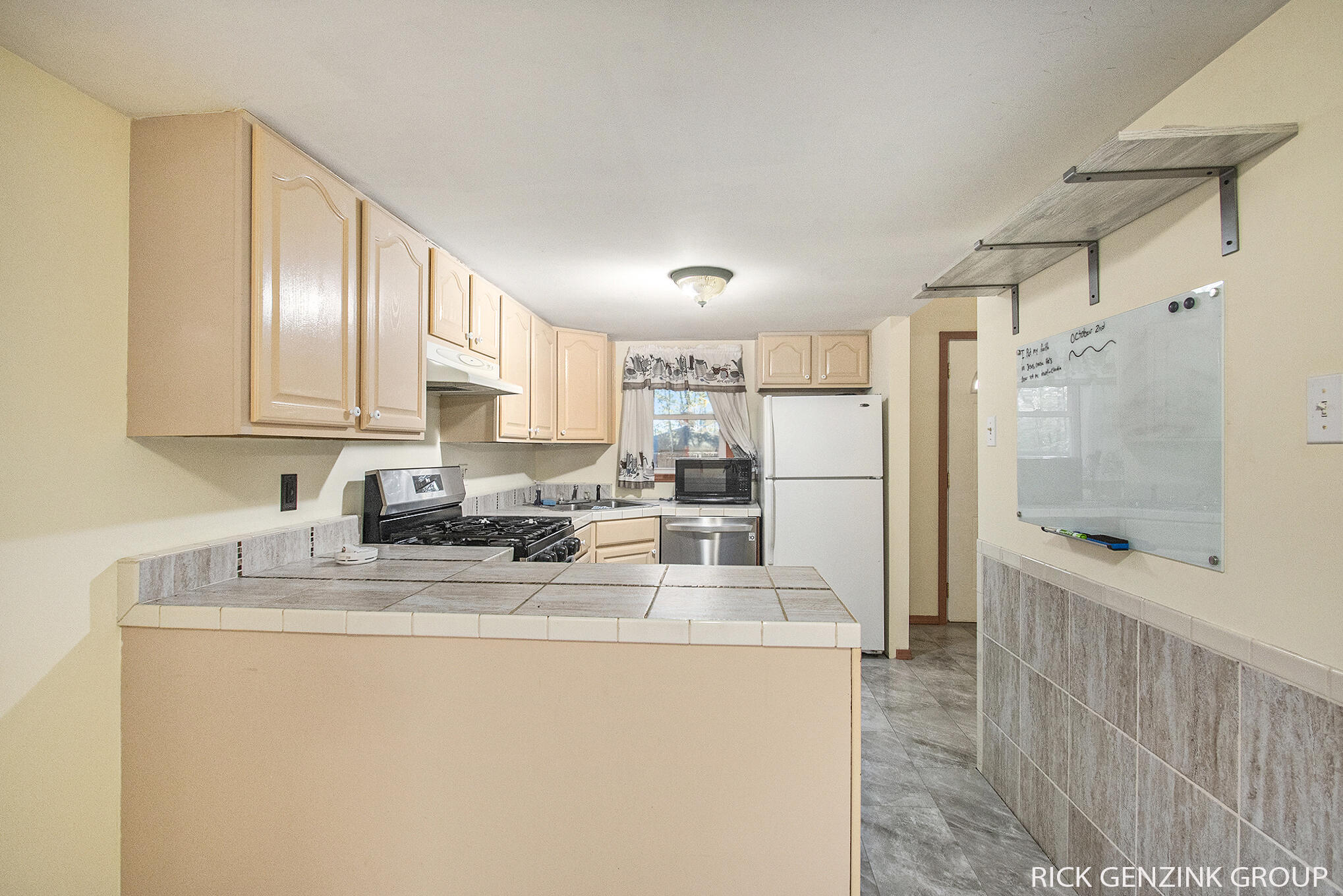 955 54th Street Property Photo 8