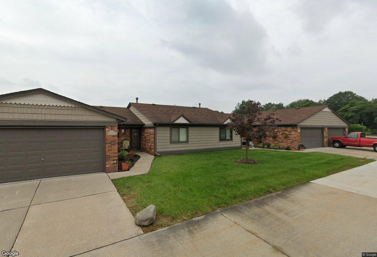 8688 Villa Lane Lane Property Photo 1