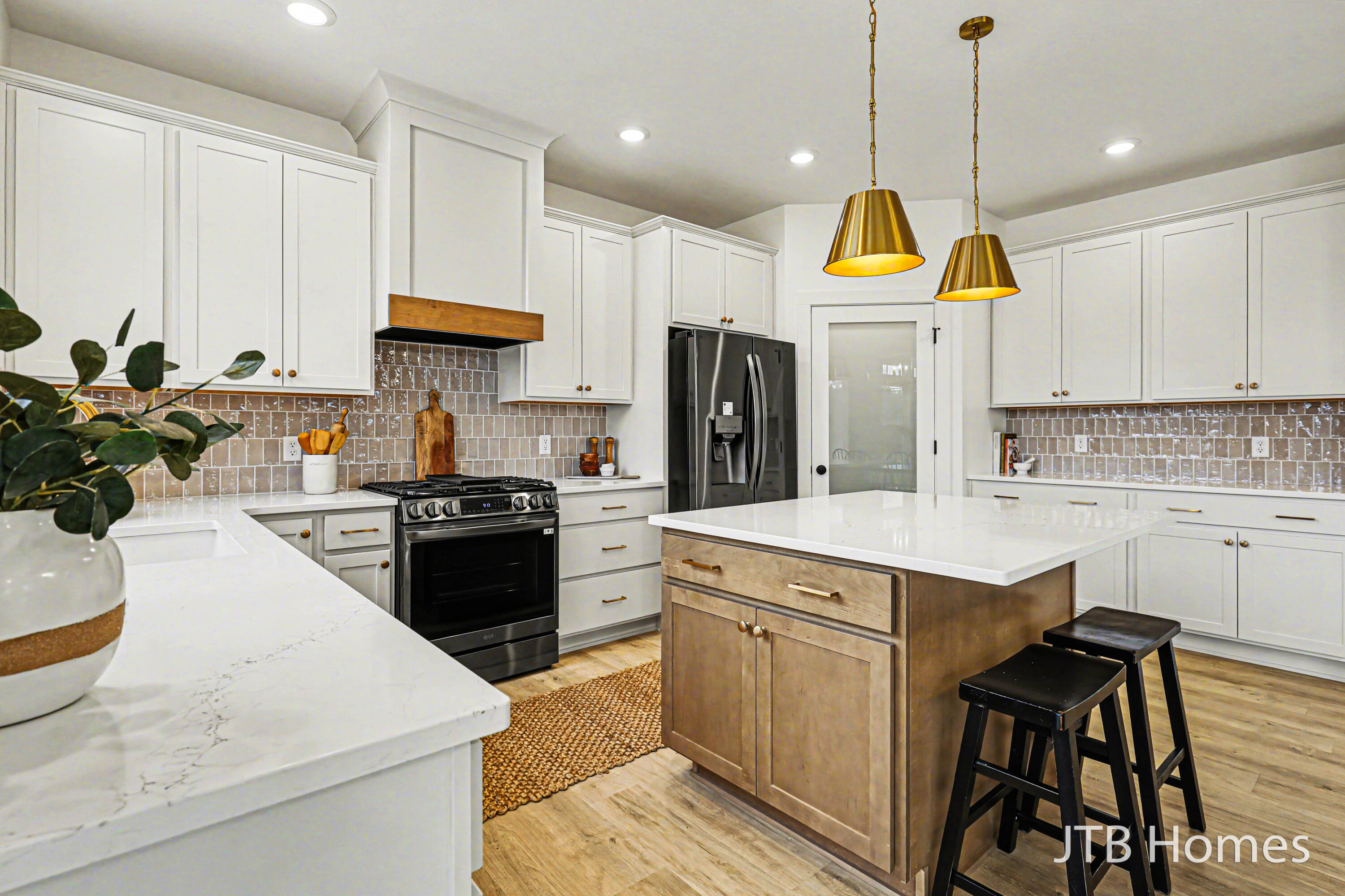 3563 Conrail Drive Property Photo 10