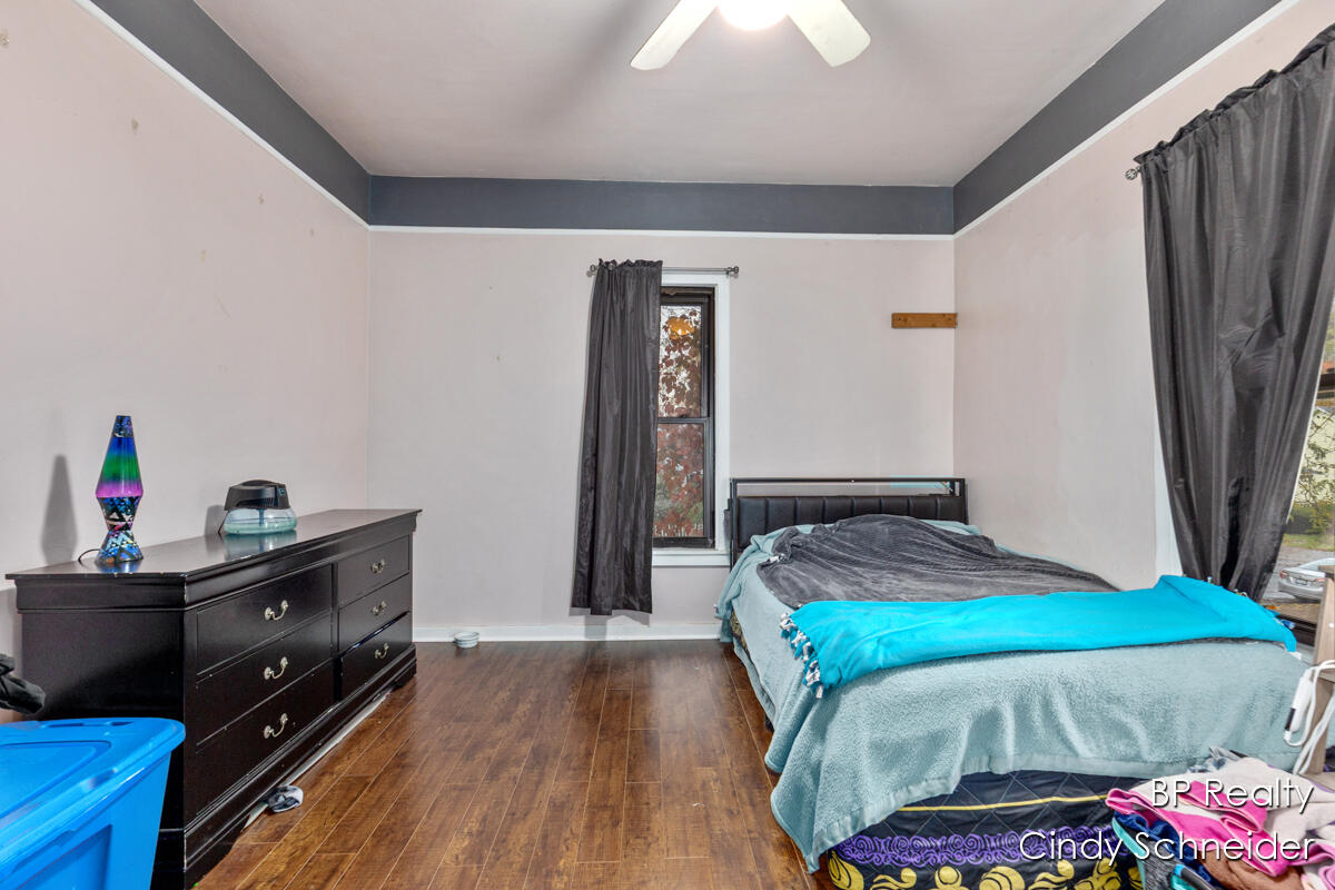 282 N Centre Street Property Photo 26