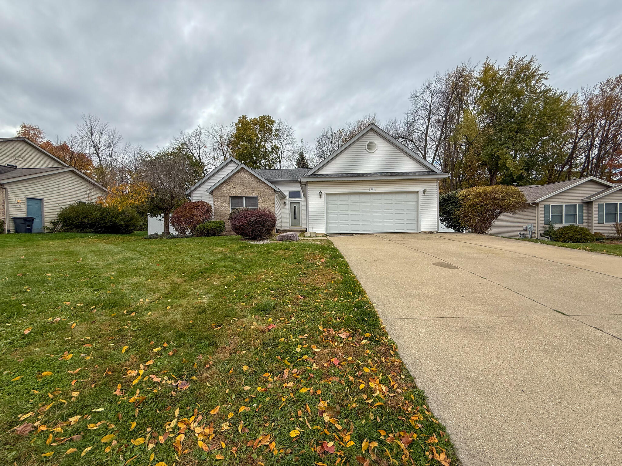 194 Black Cherry Lane Property Photo 3