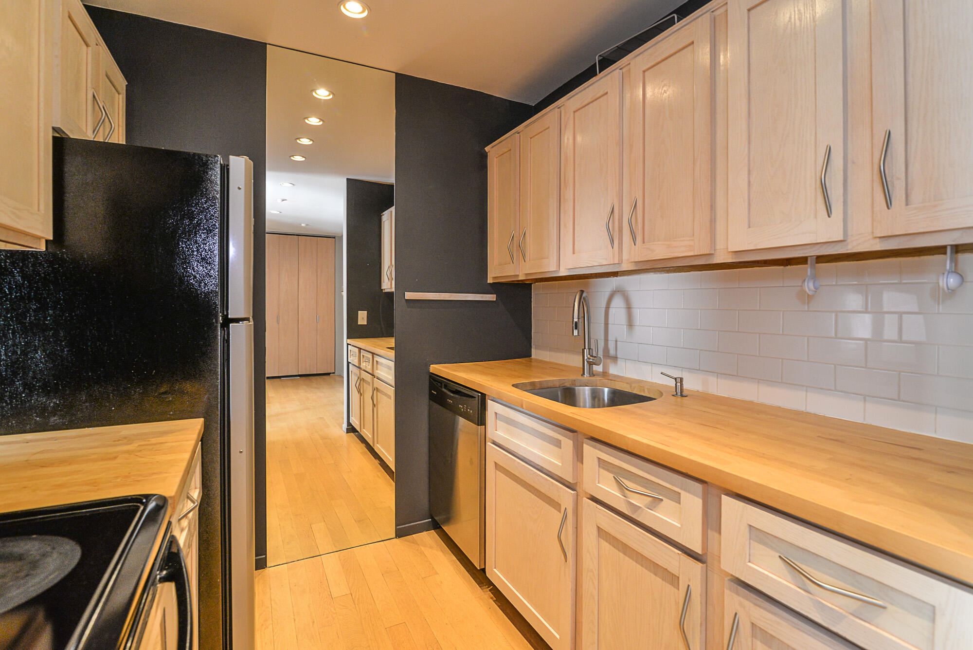 1531 Packard, 15 Property Photo 10