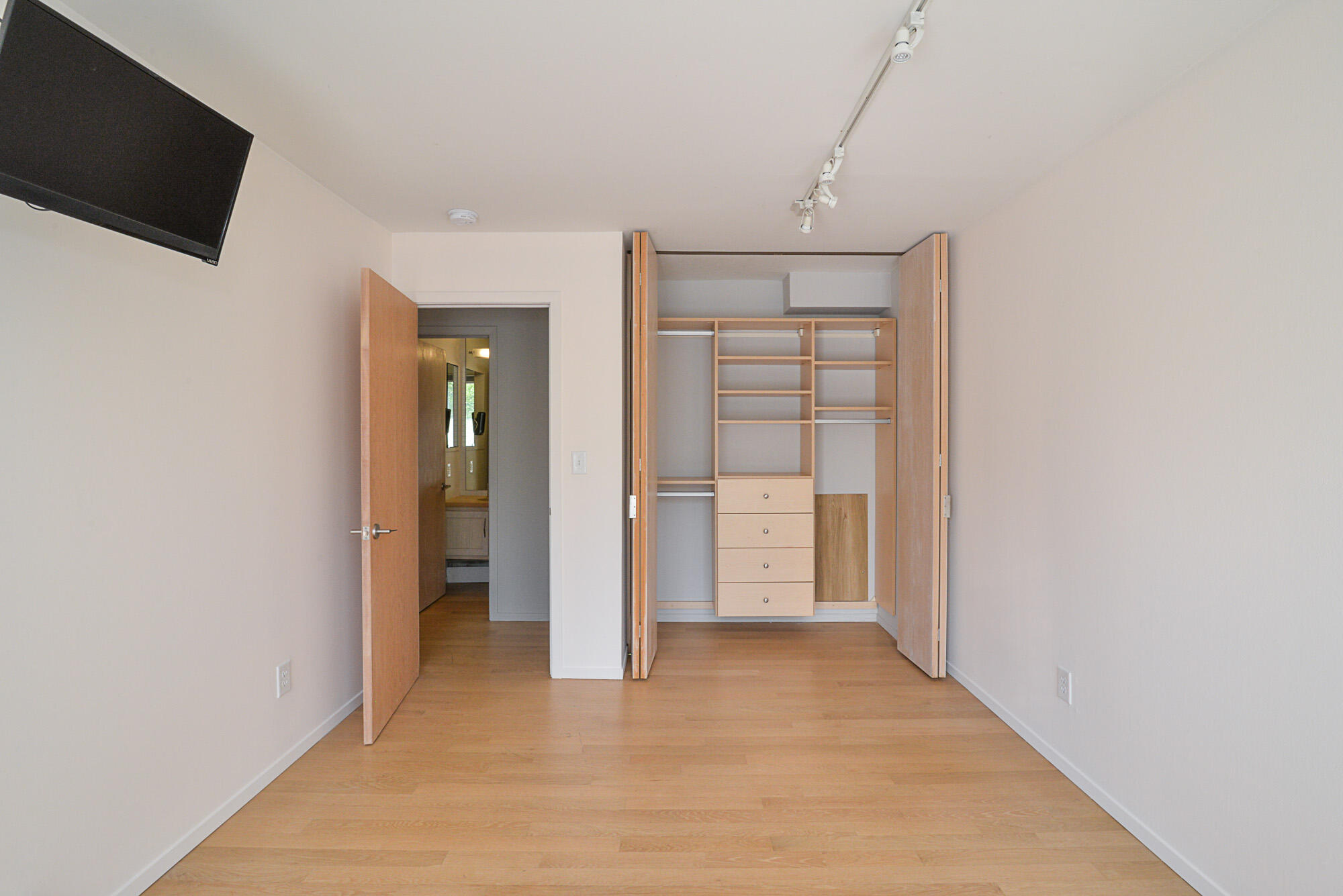 1531 Packard, 15 Property Photo 12