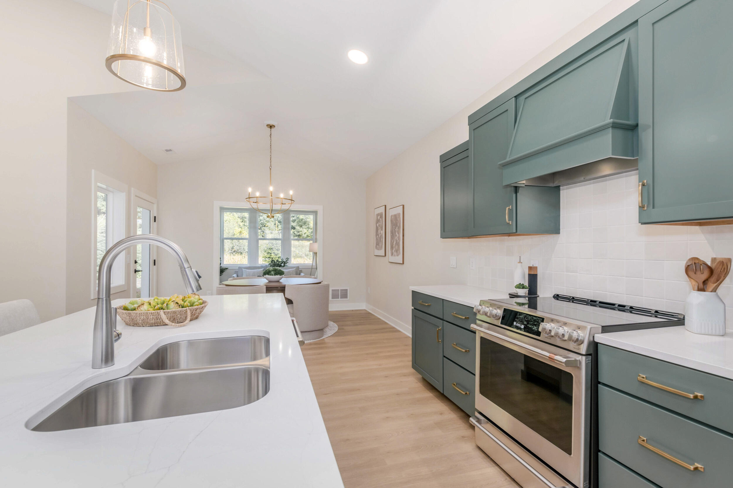 4708 Knapp Bluff Drive Ne Property Photo 11