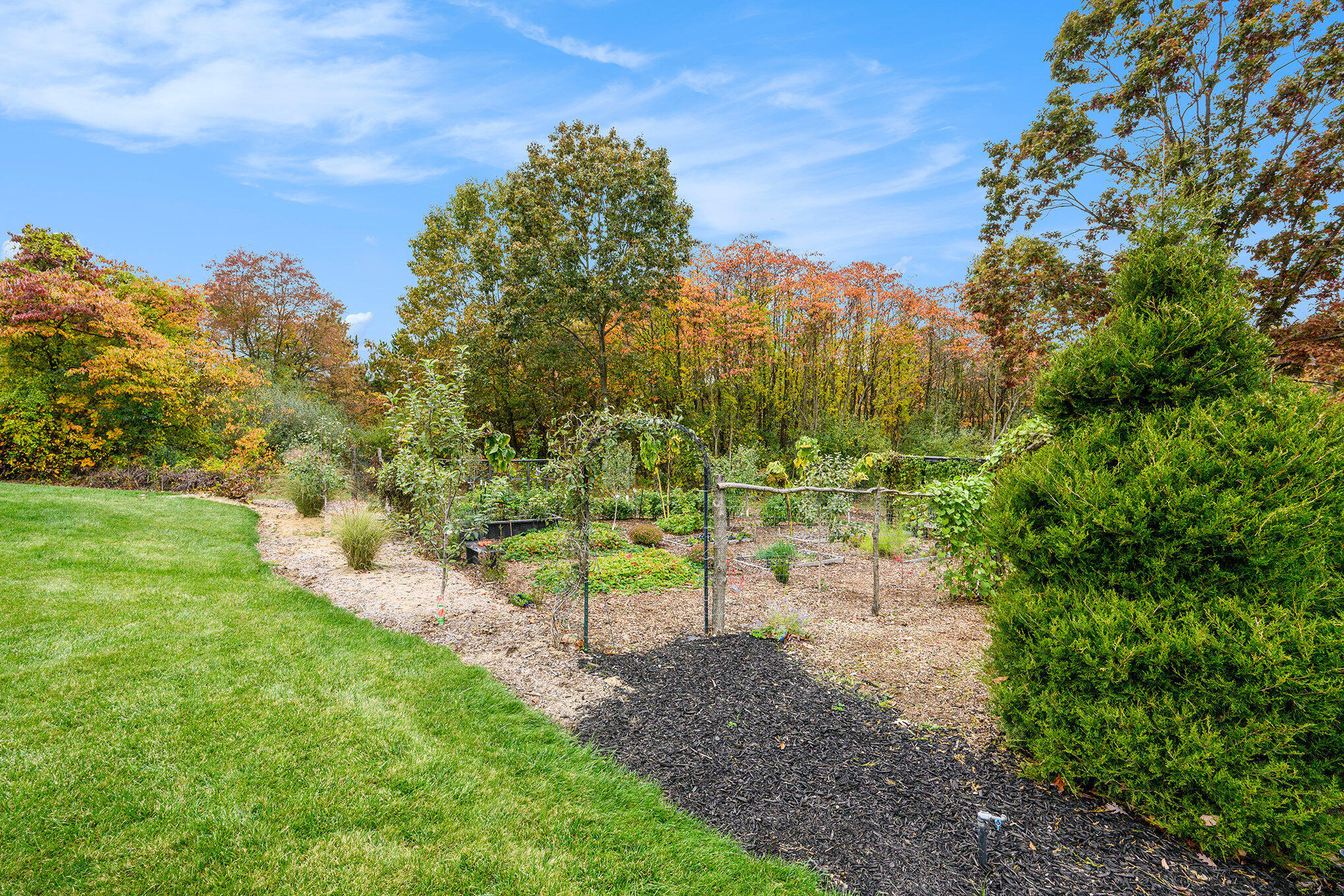 22942 M-43 Property Photo 10