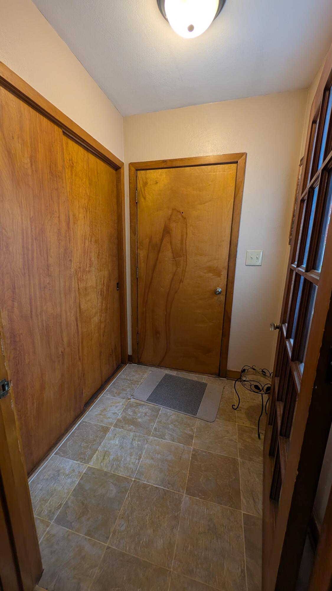 694 Orchard Avenue Property Photo 4