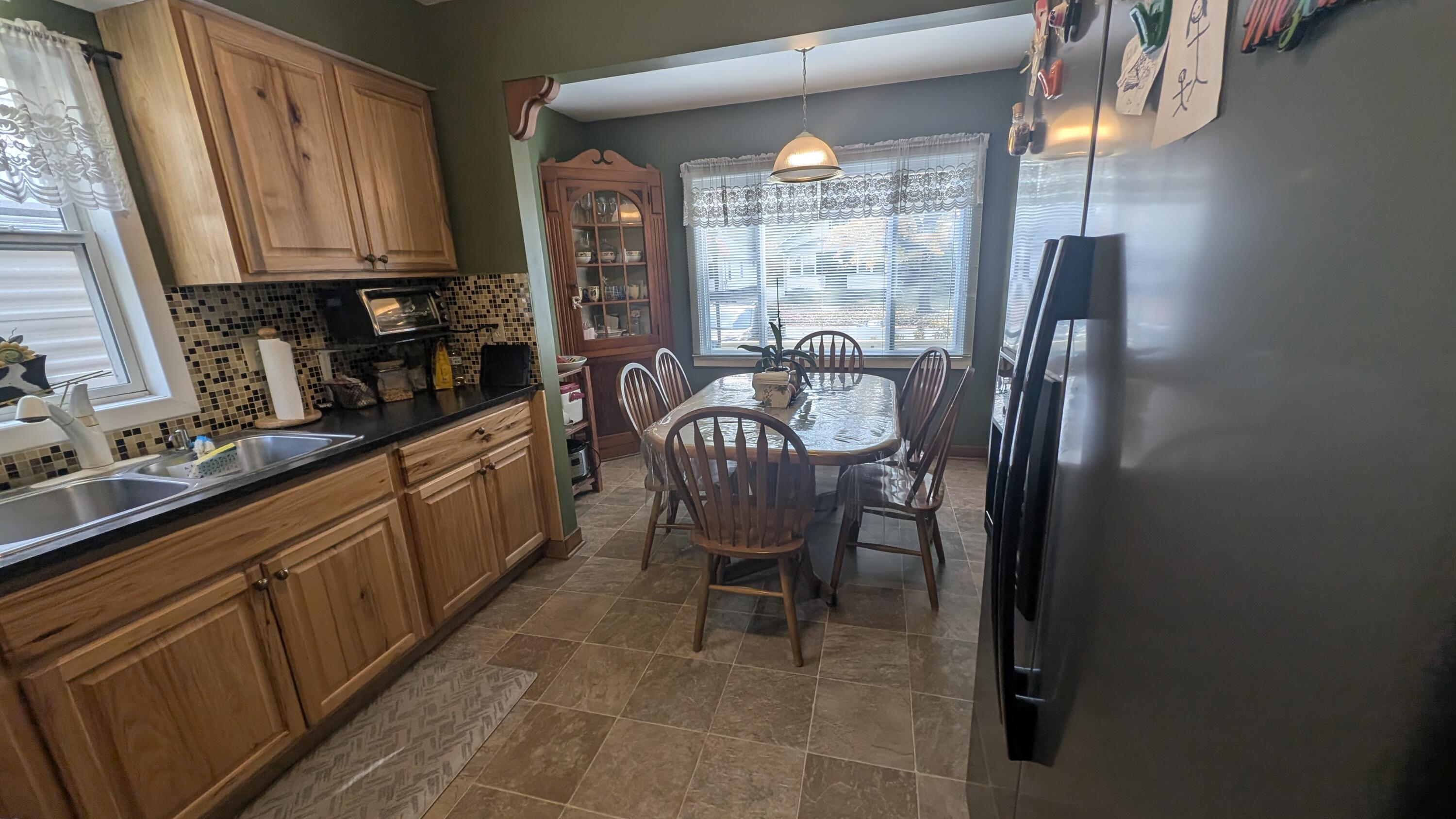 694 Orchard Avenue Property Photo 6