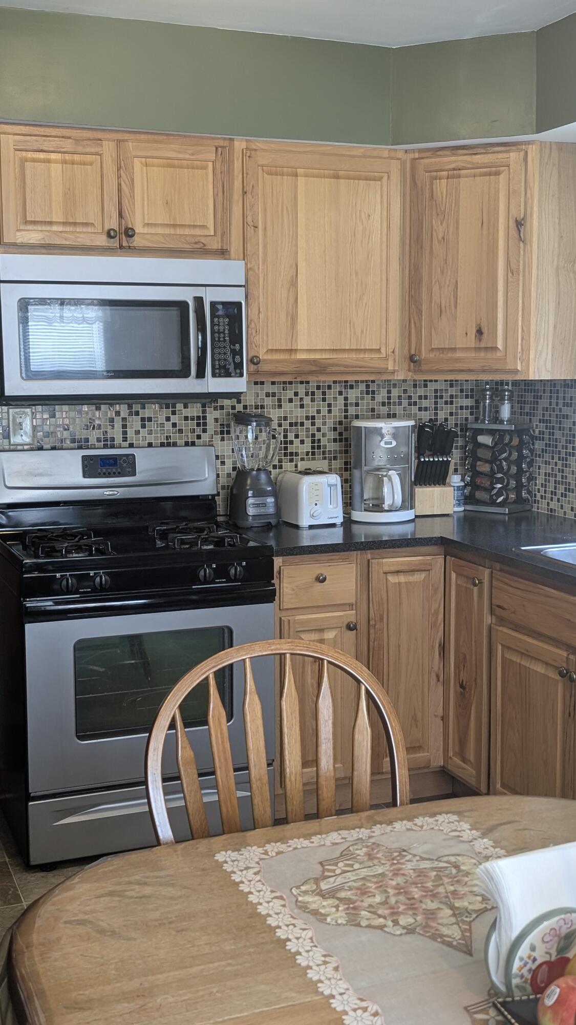 694 Orchard Avenue Property Photo 7