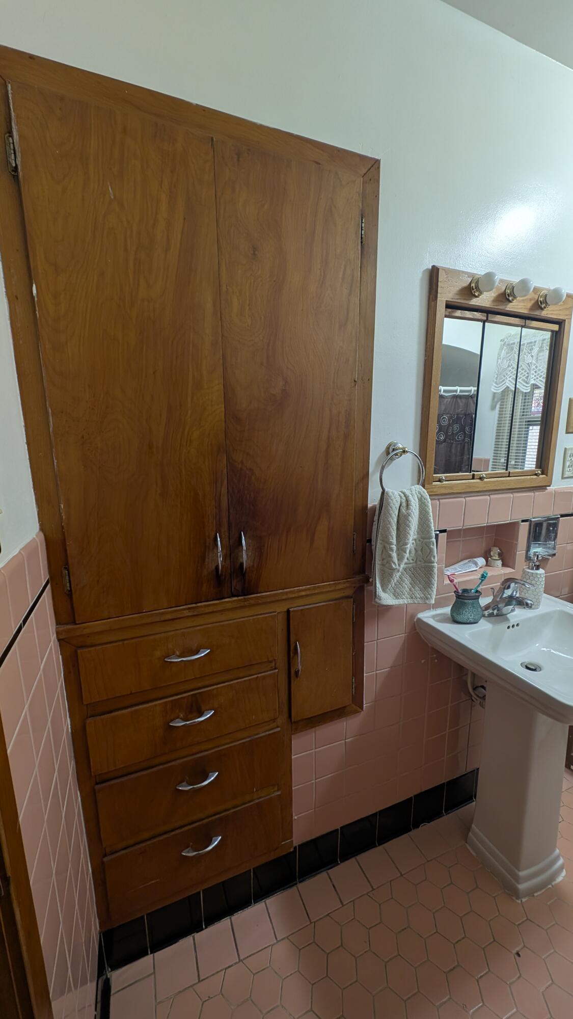 694 Orchard Avenue Property Photo 23