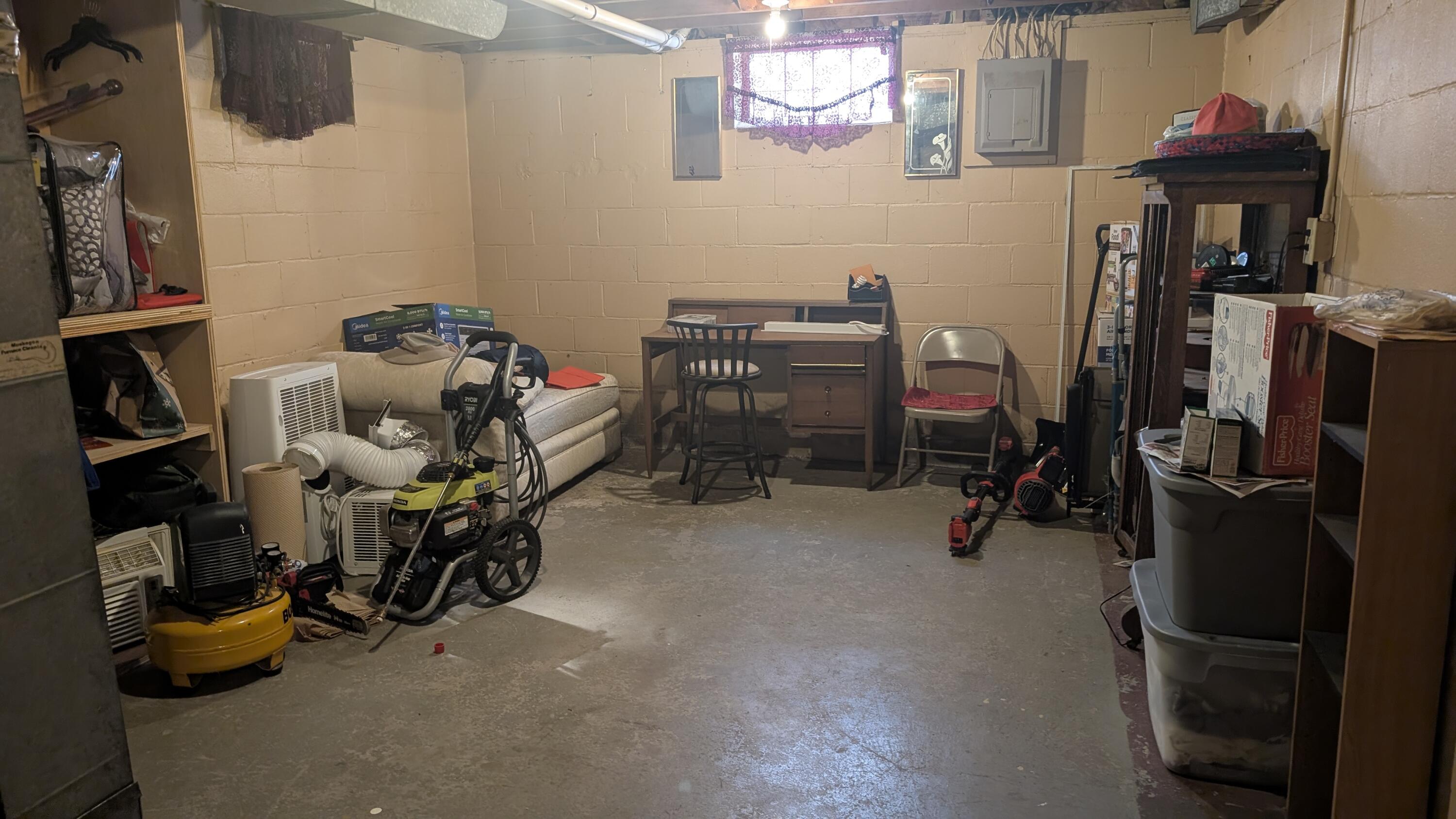 694 Orchard Avenue Property Photo 33