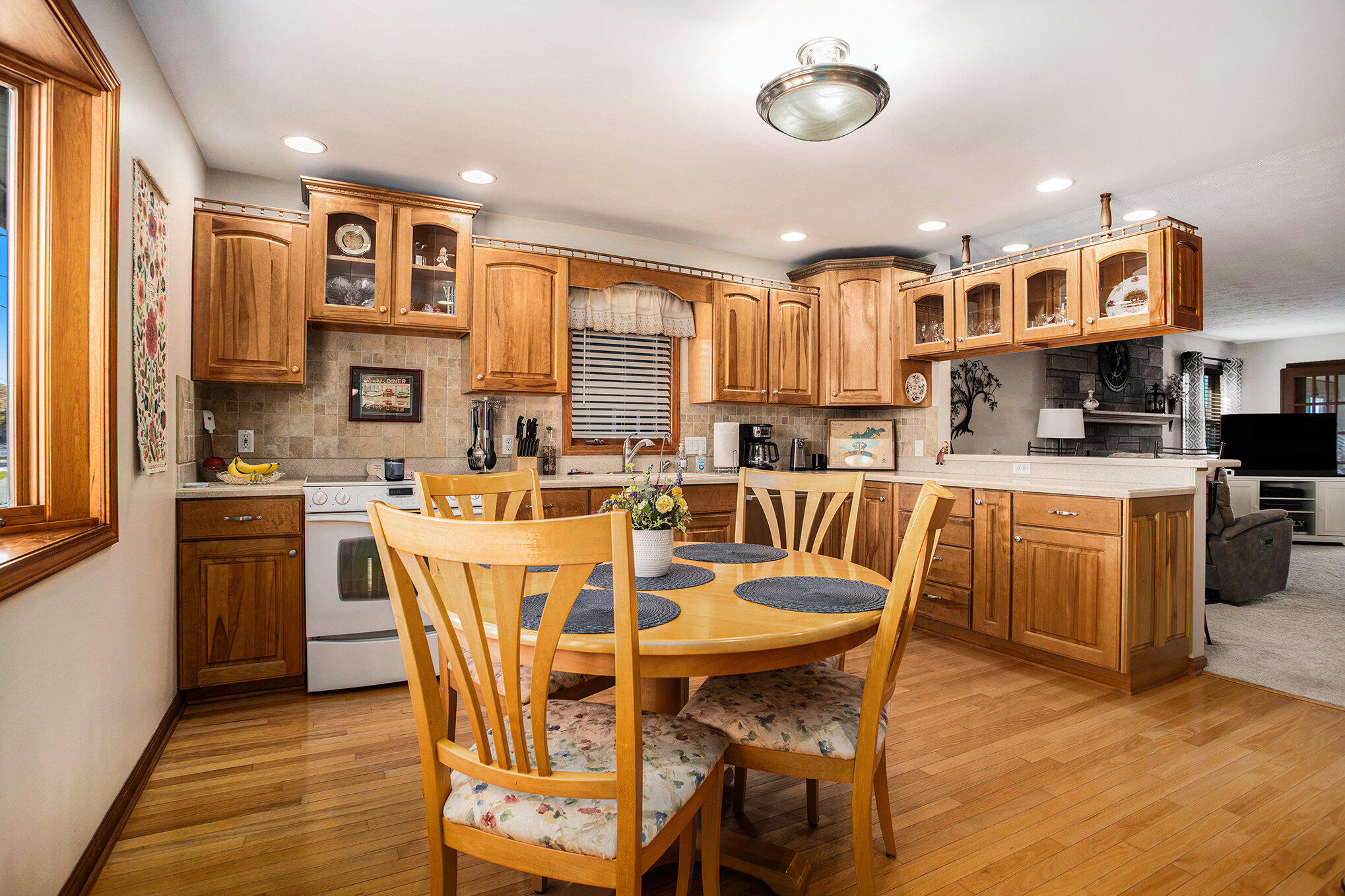 10968 Boniface Point Drive Property Photo 4