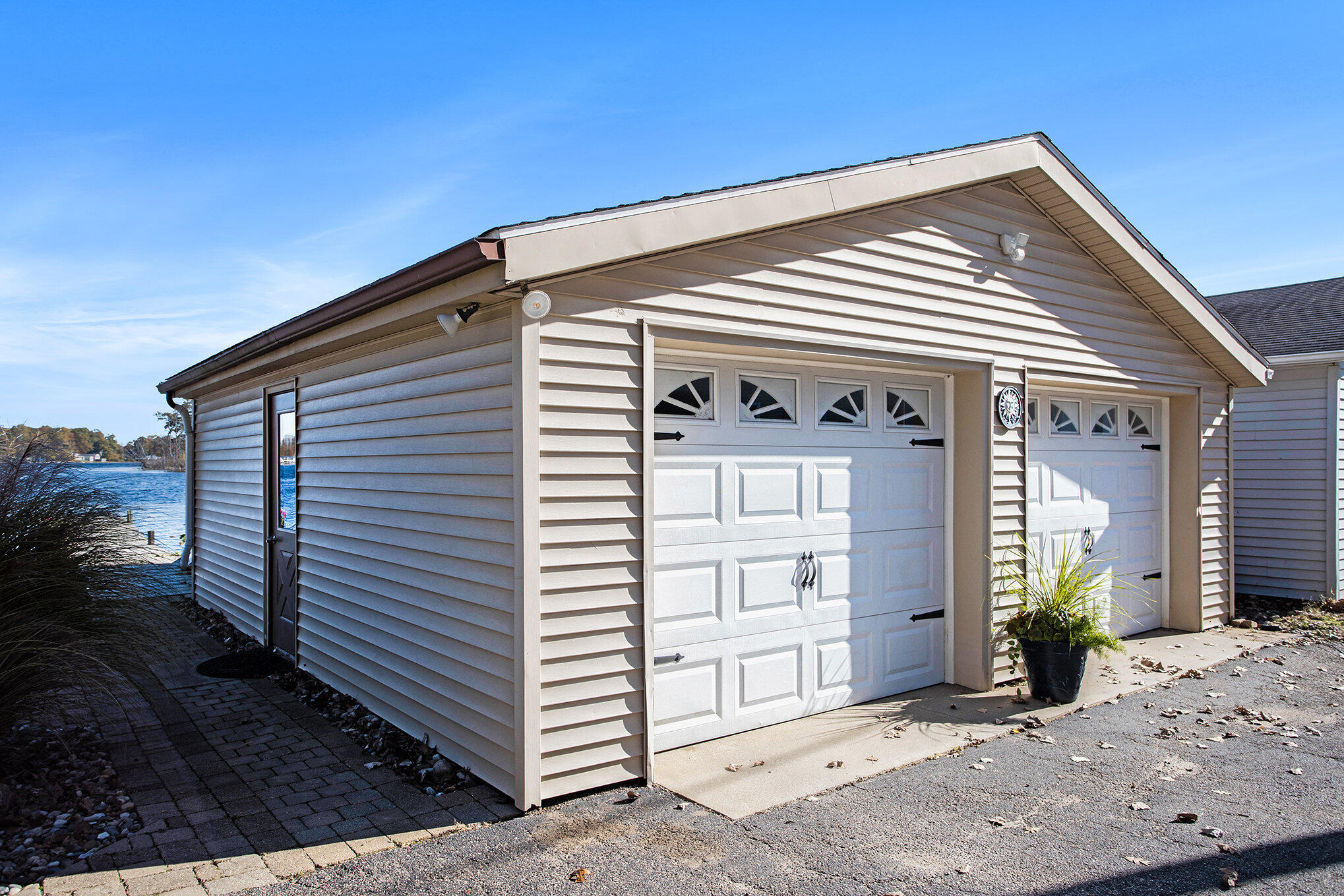 10968 Boniface Point Drive Property Photo 23