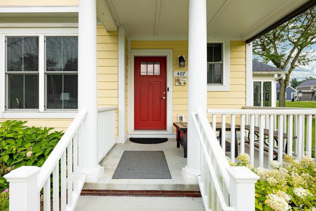 407 W Bennett Street Property Photo 2