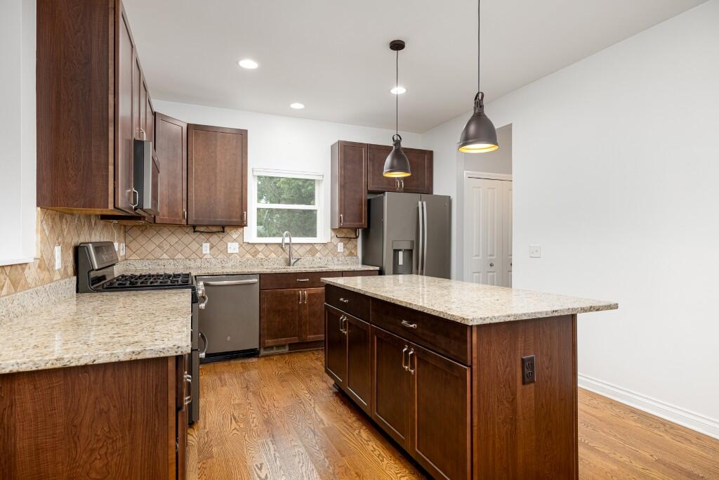 407 W Bennett Street Property Photo 16