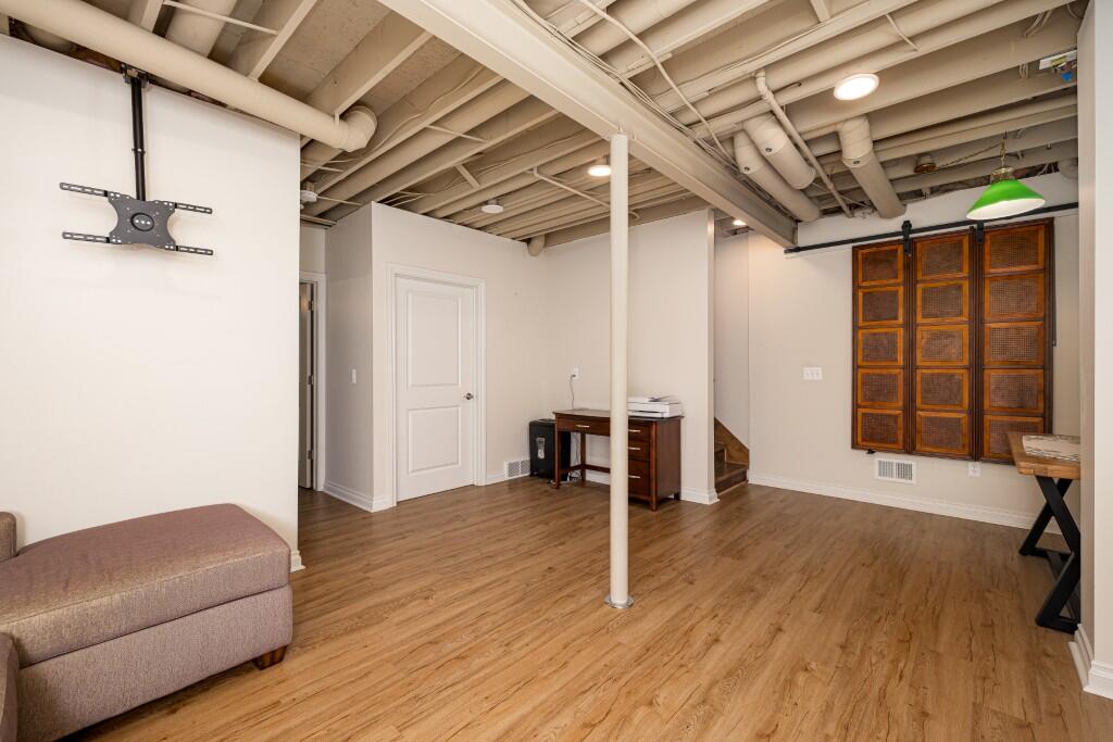 407 W Bennett Street Property Photo 34