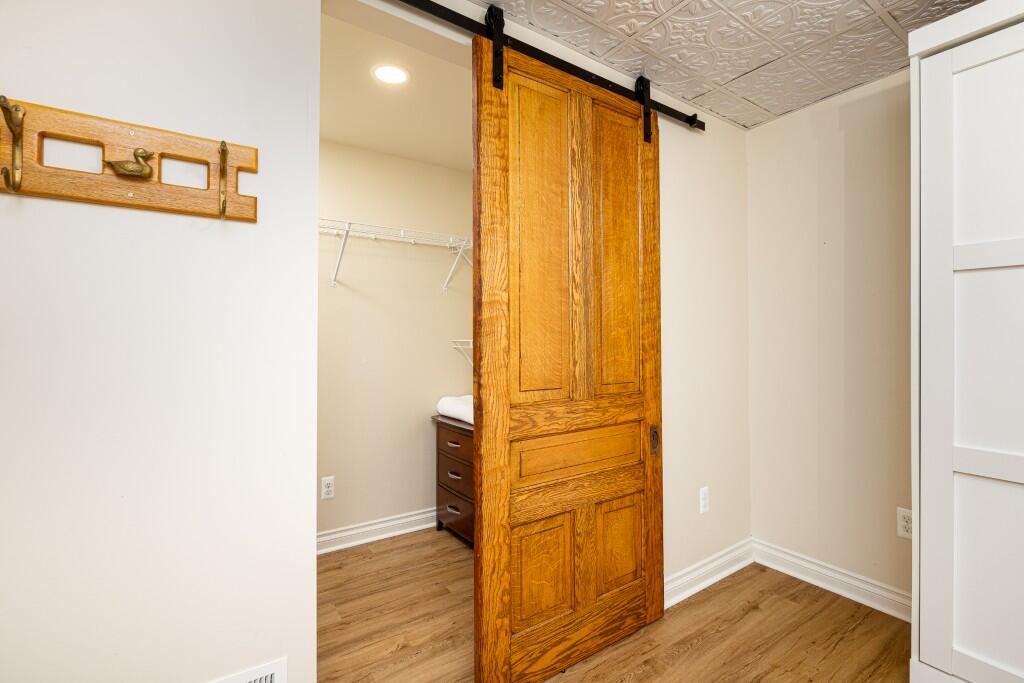 407 W Bennett Street Property Photo 37