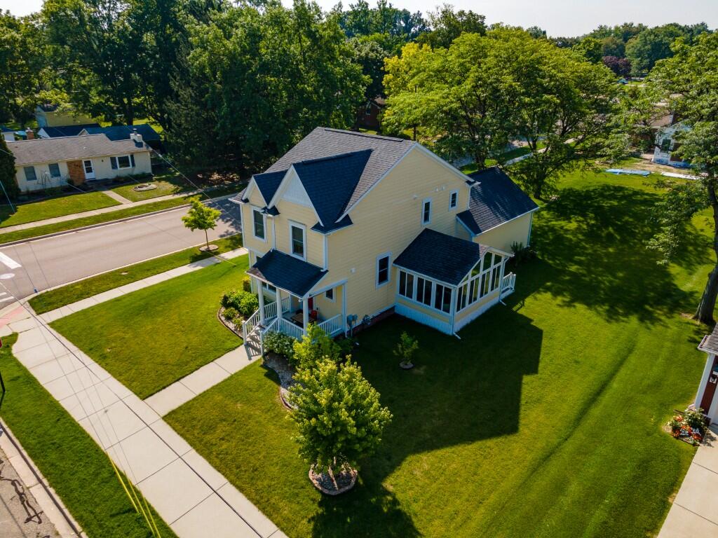 407 W Bennett Street Property Photo 52