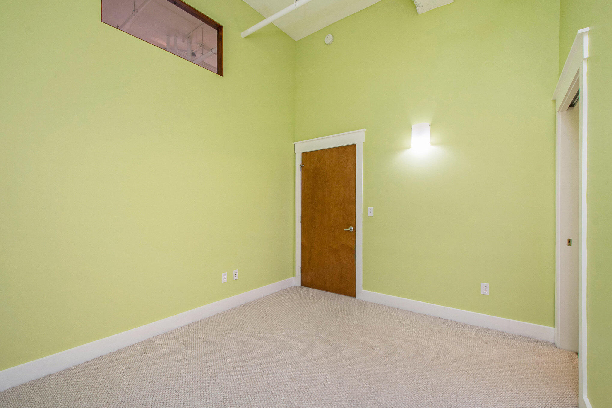 600 Broadway Avenue Nw, 234 Property Photo 12