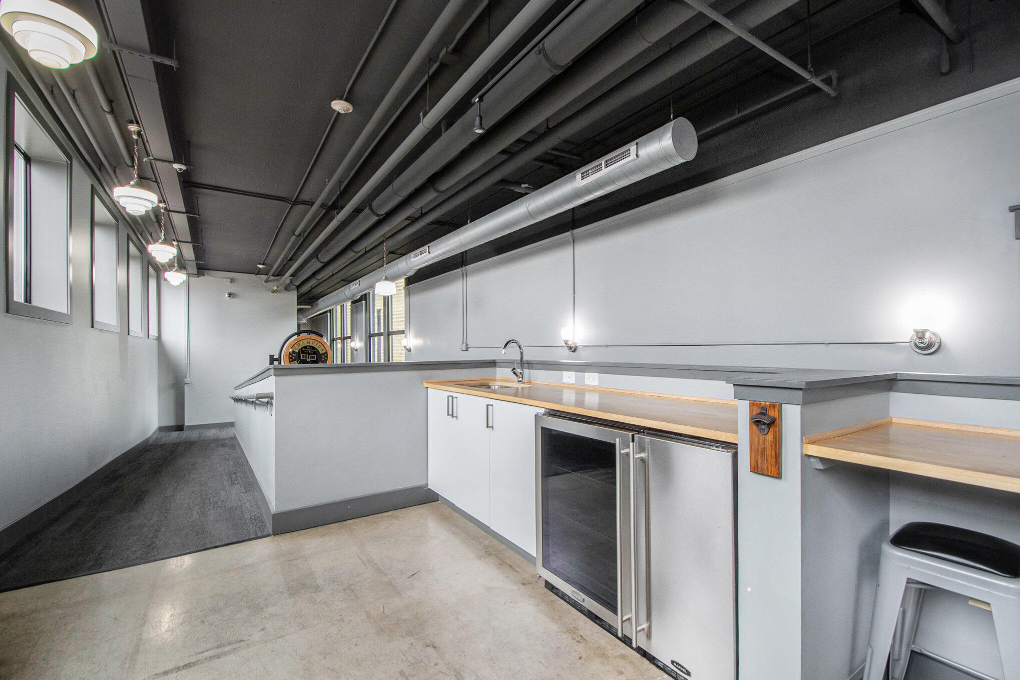 600 Broadway Avenue Nw, 234 Property Photo 19