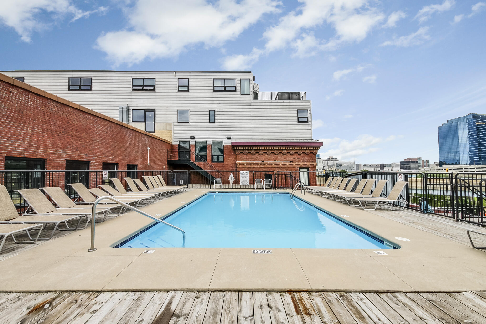 600 Broadway Avenue Nw, 234 Property Photo 26