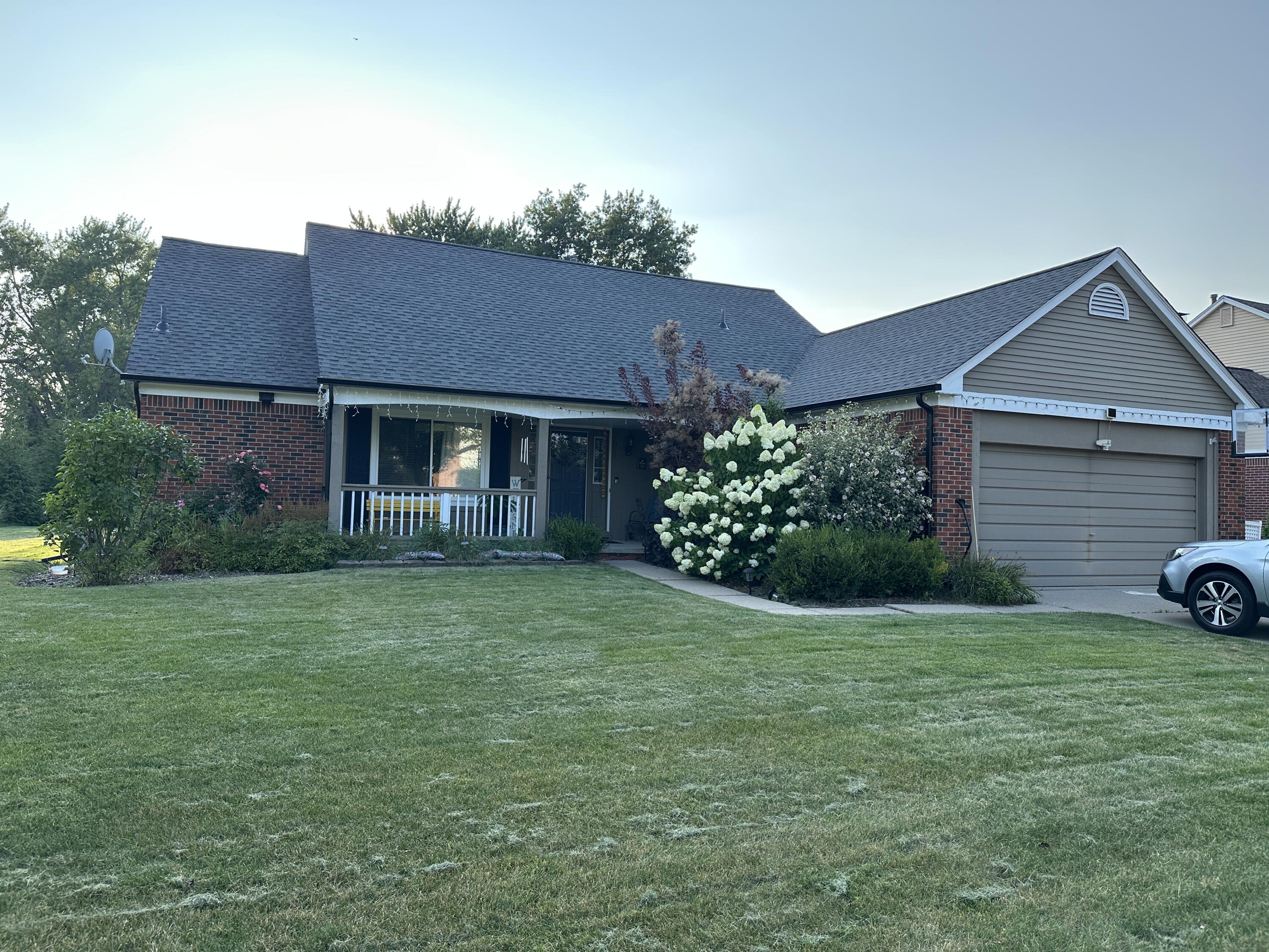 5017 Saffron Drive Property Photo 2