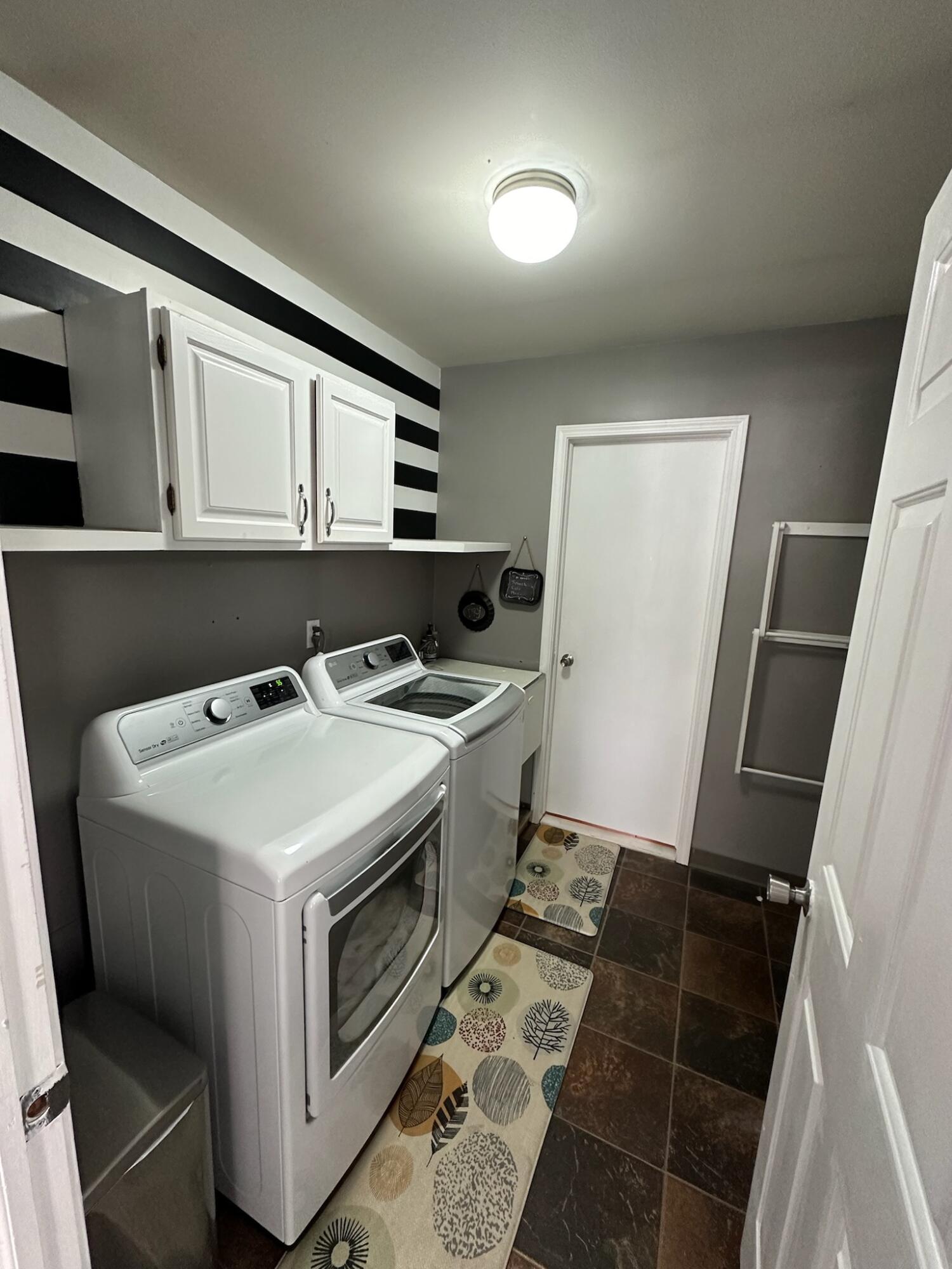 5017 Saffron Drive Property Photo 32