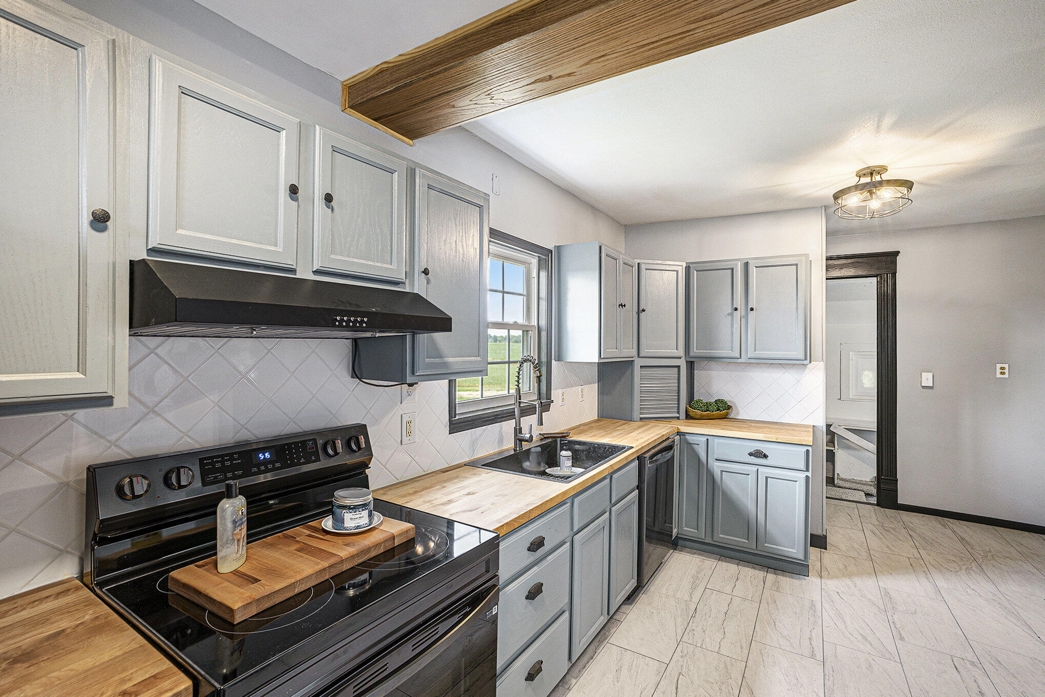 238 Maple Road Property Photo 12